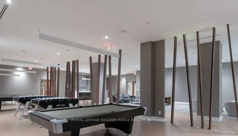 111 St Clair Avenue W, #1503
