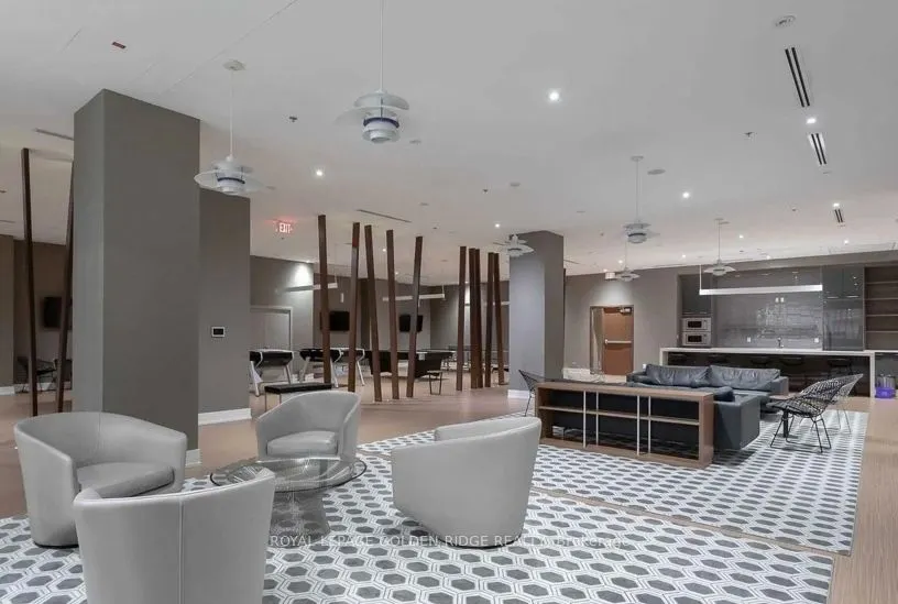 111 St Clair Avenue W, #1503