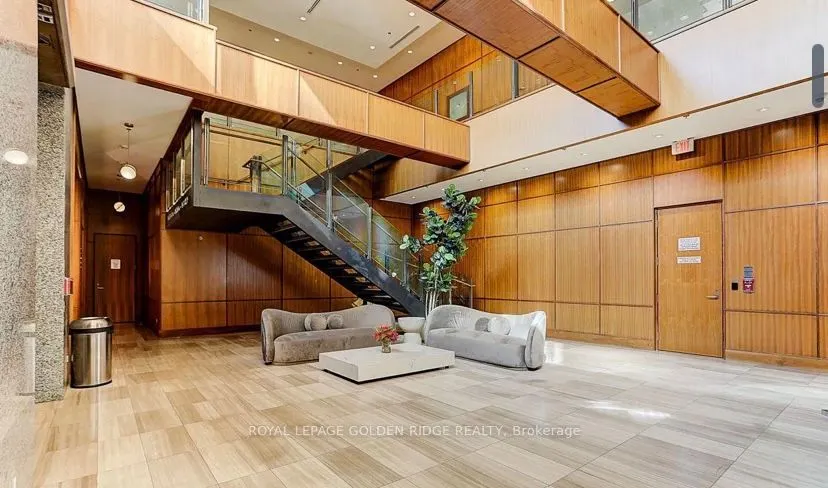 111 St Clair Avenue W, #1503