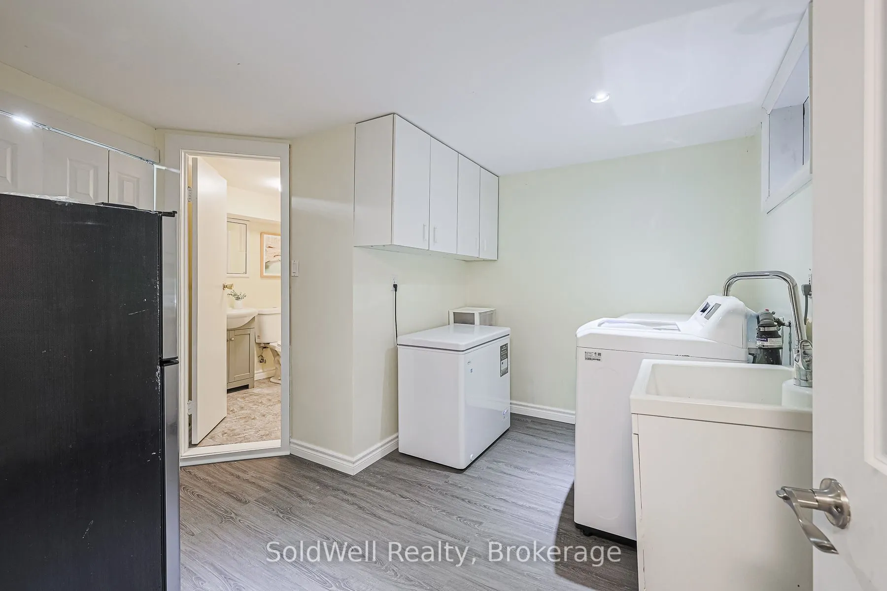 9 Lynedock Crescent