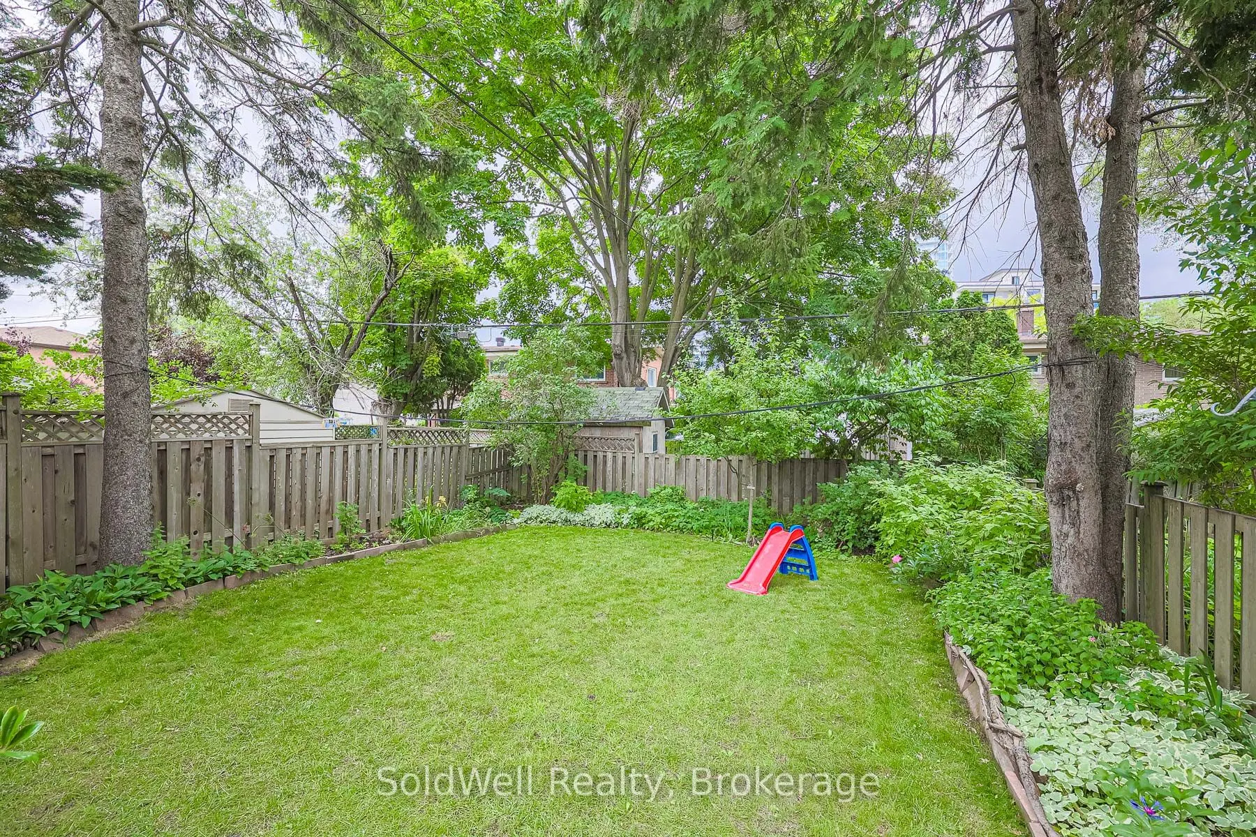 9 Lynedock Crescent