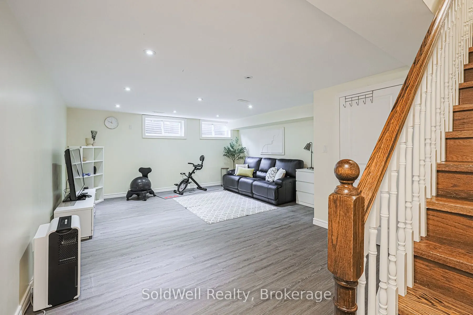 9 Lynedock Crescent