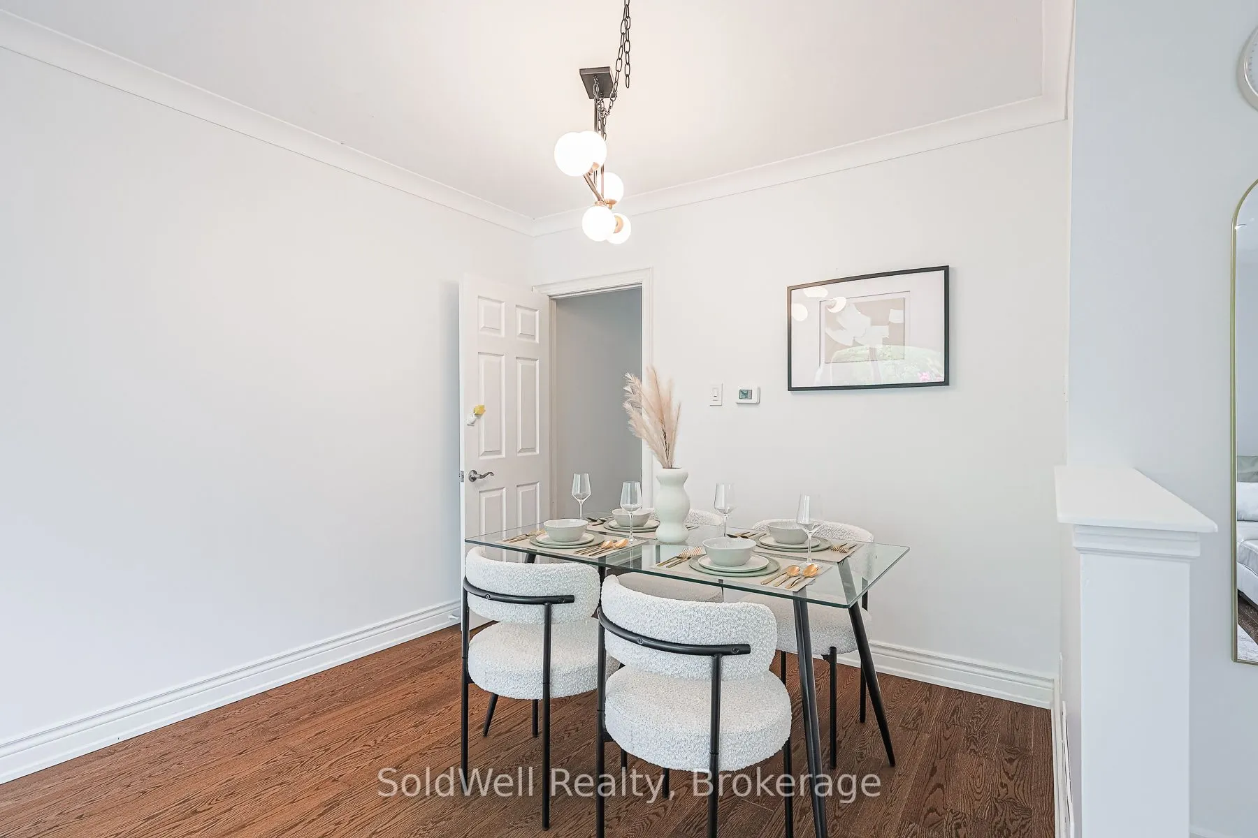 9 Lynedock Crescent