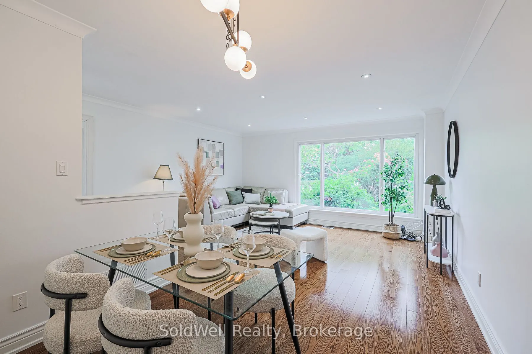 9 Lynedock Crescent