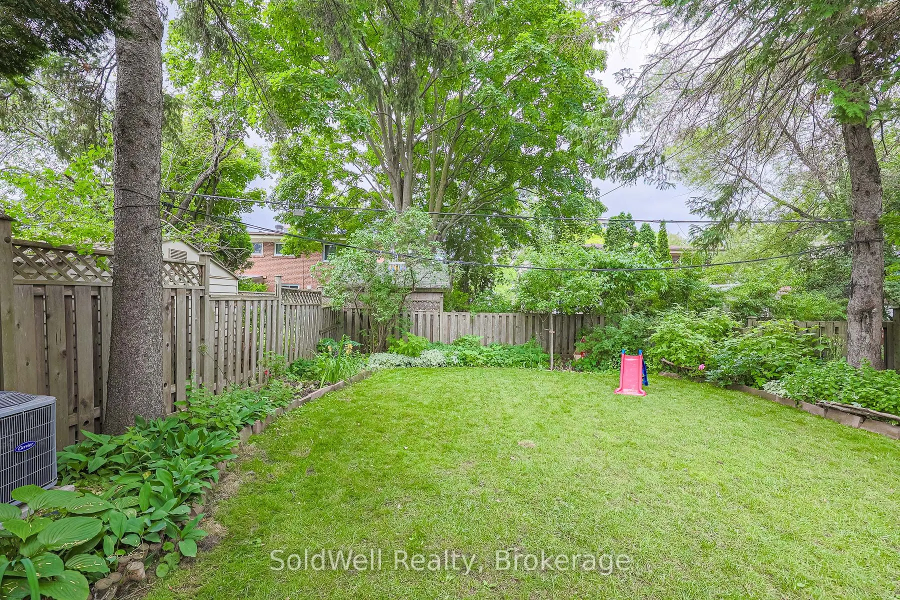 9 Lynedock Crescent