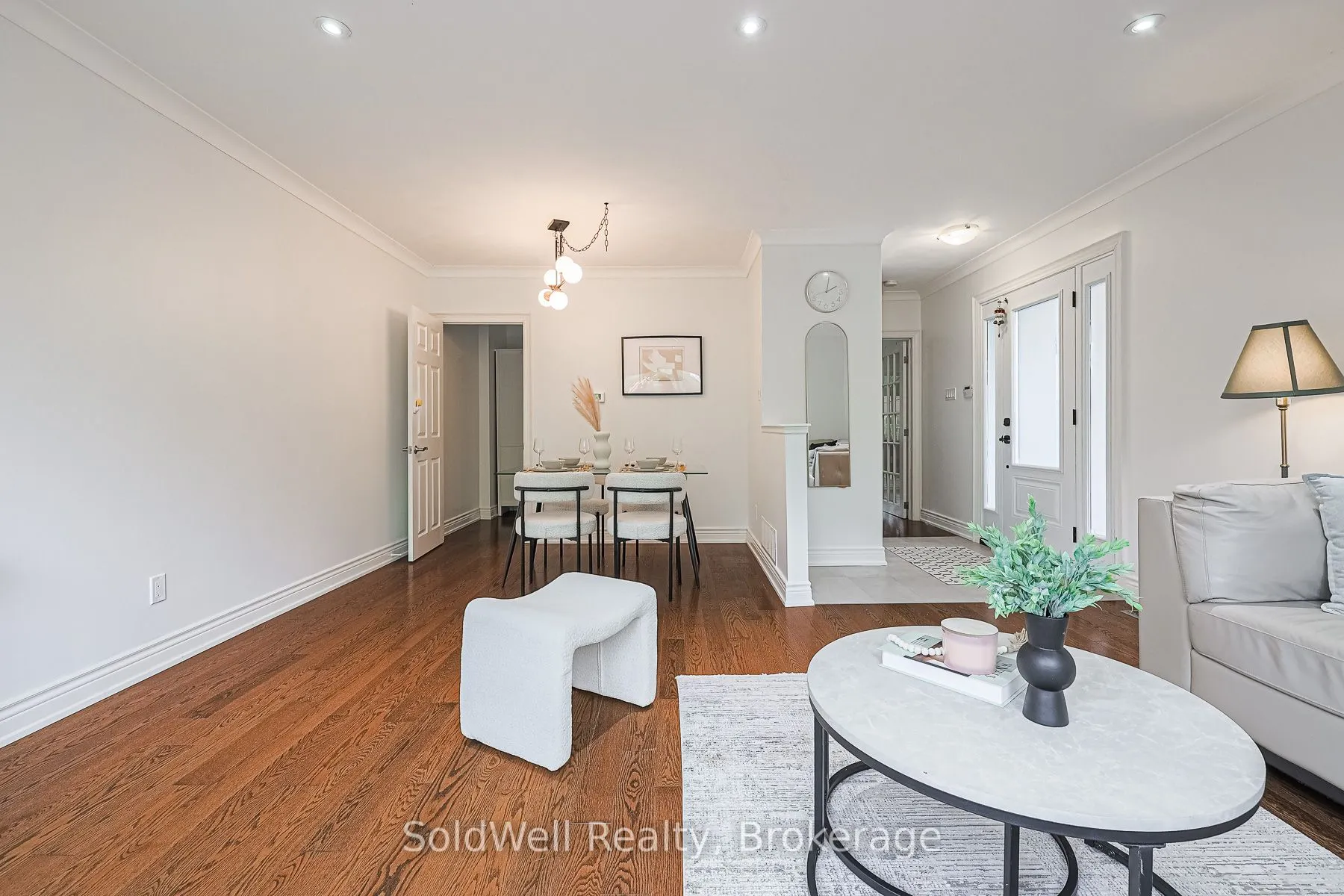 9 Lynedock Crescent
