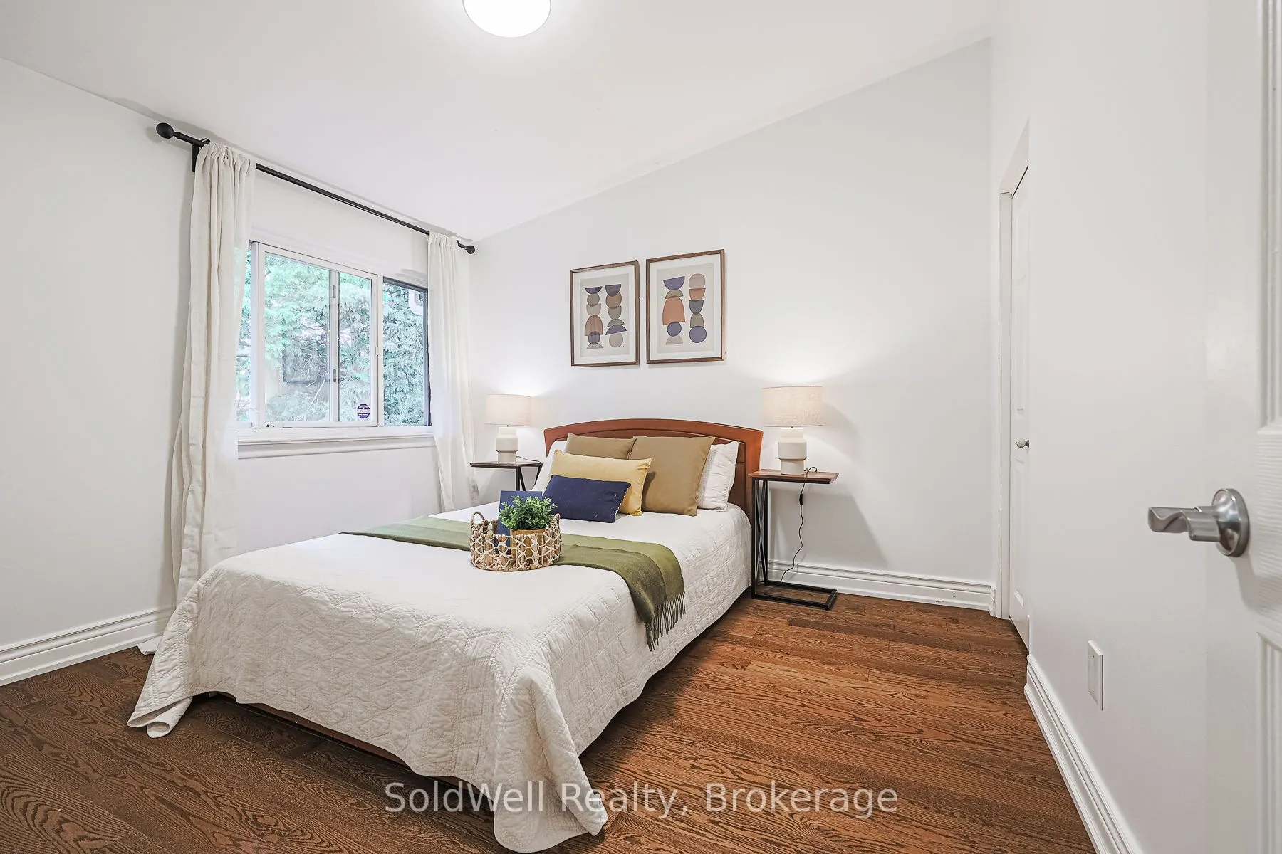 9 Lynedock Crescent