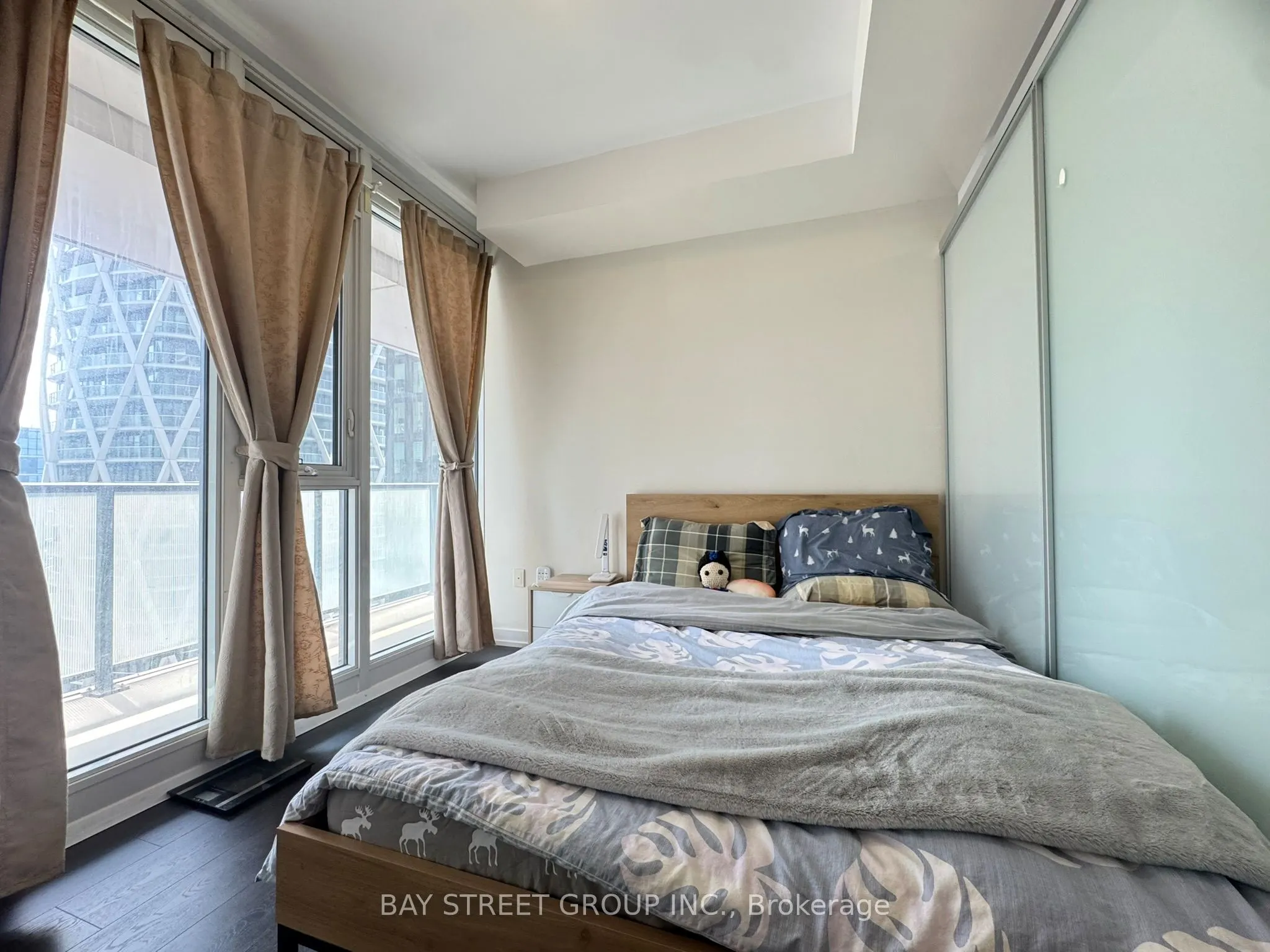 426 University Avenue, #2303