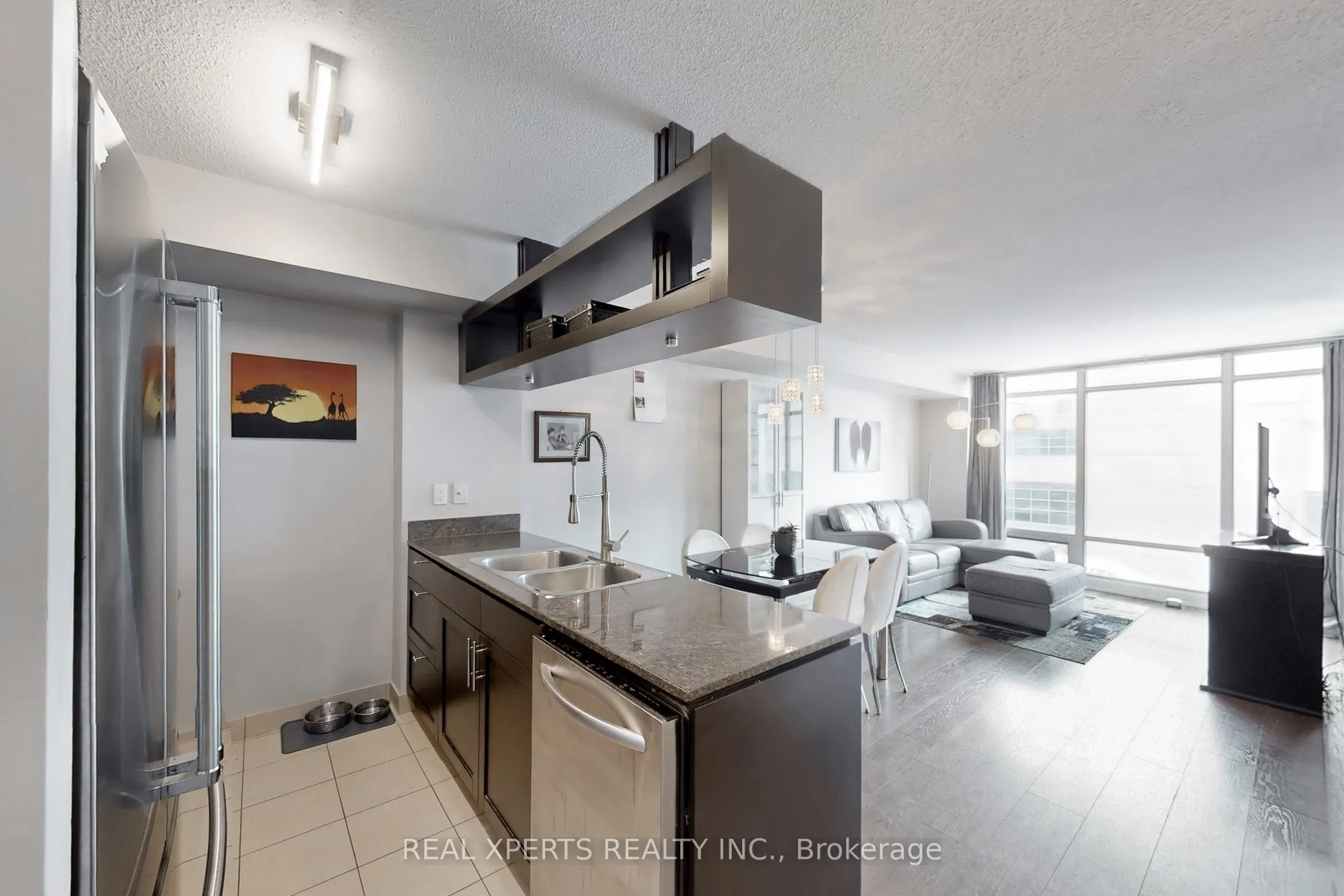 81 Navy Wharf Court, #901