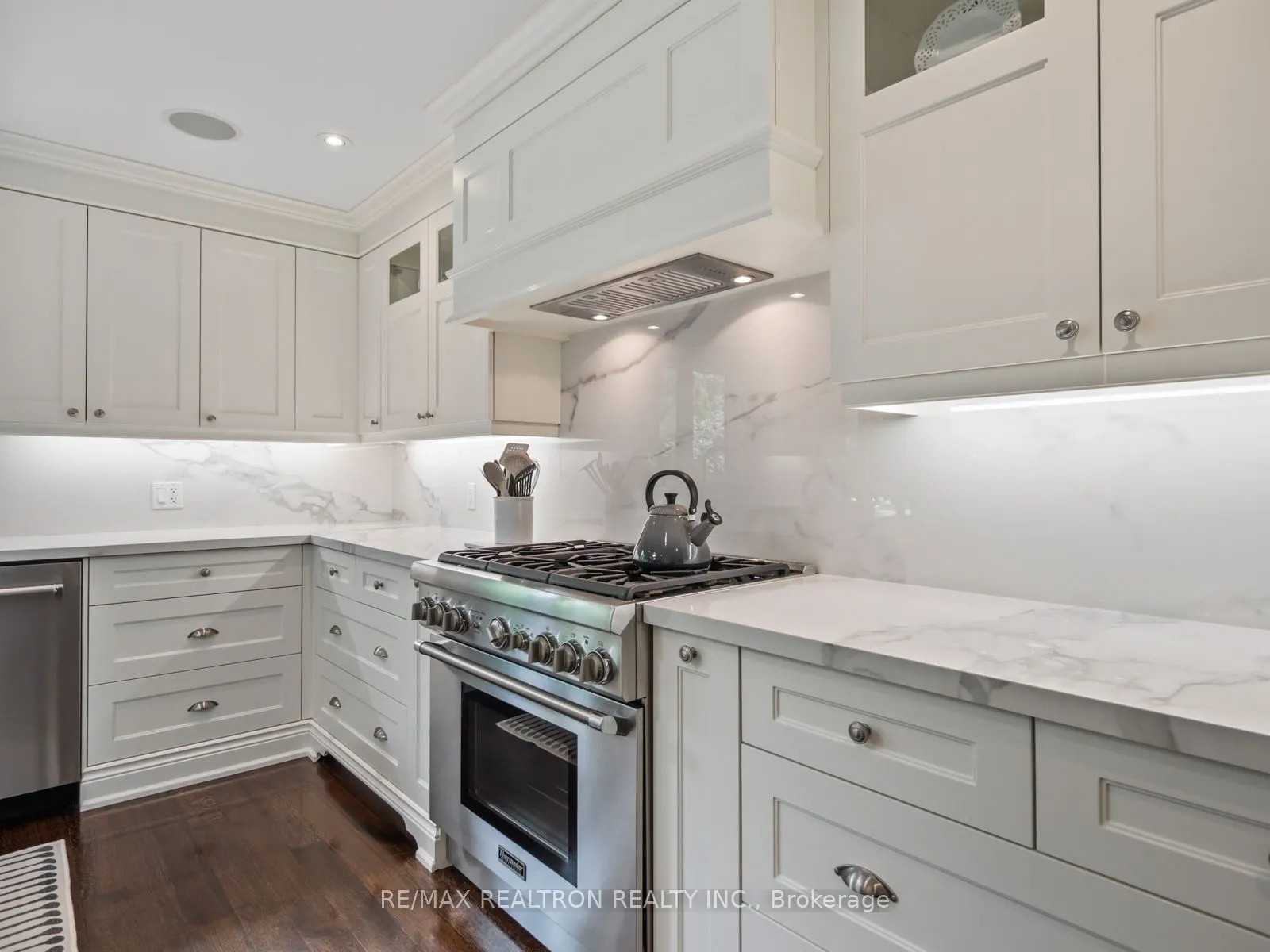 18 Corwin Crescent