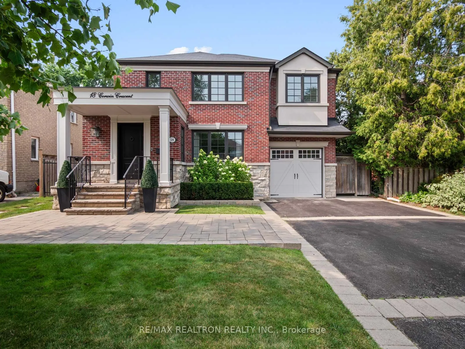 18 Corwin Crescent