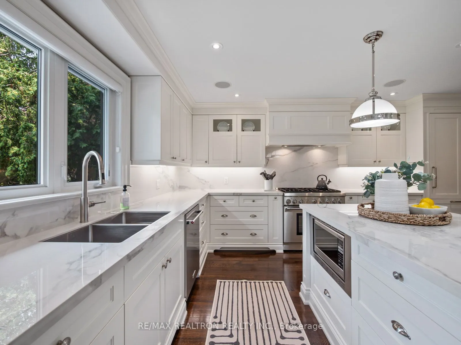 18 Corwin Crescent