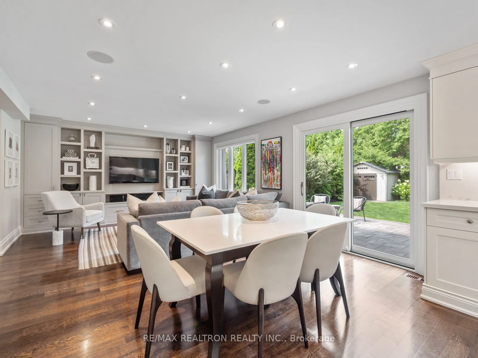 18 Corwin Crescent