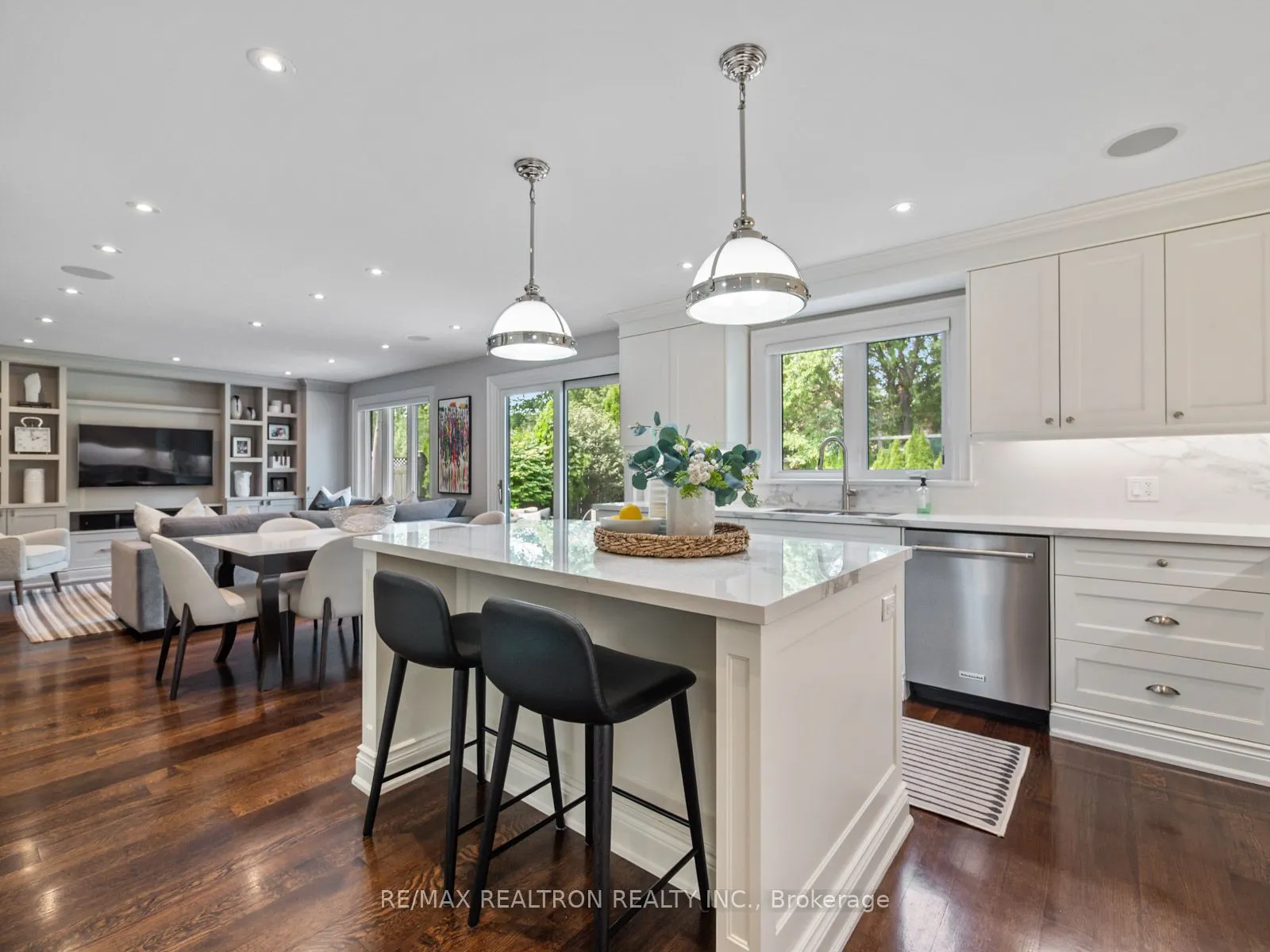 18 Corwin Crescent
