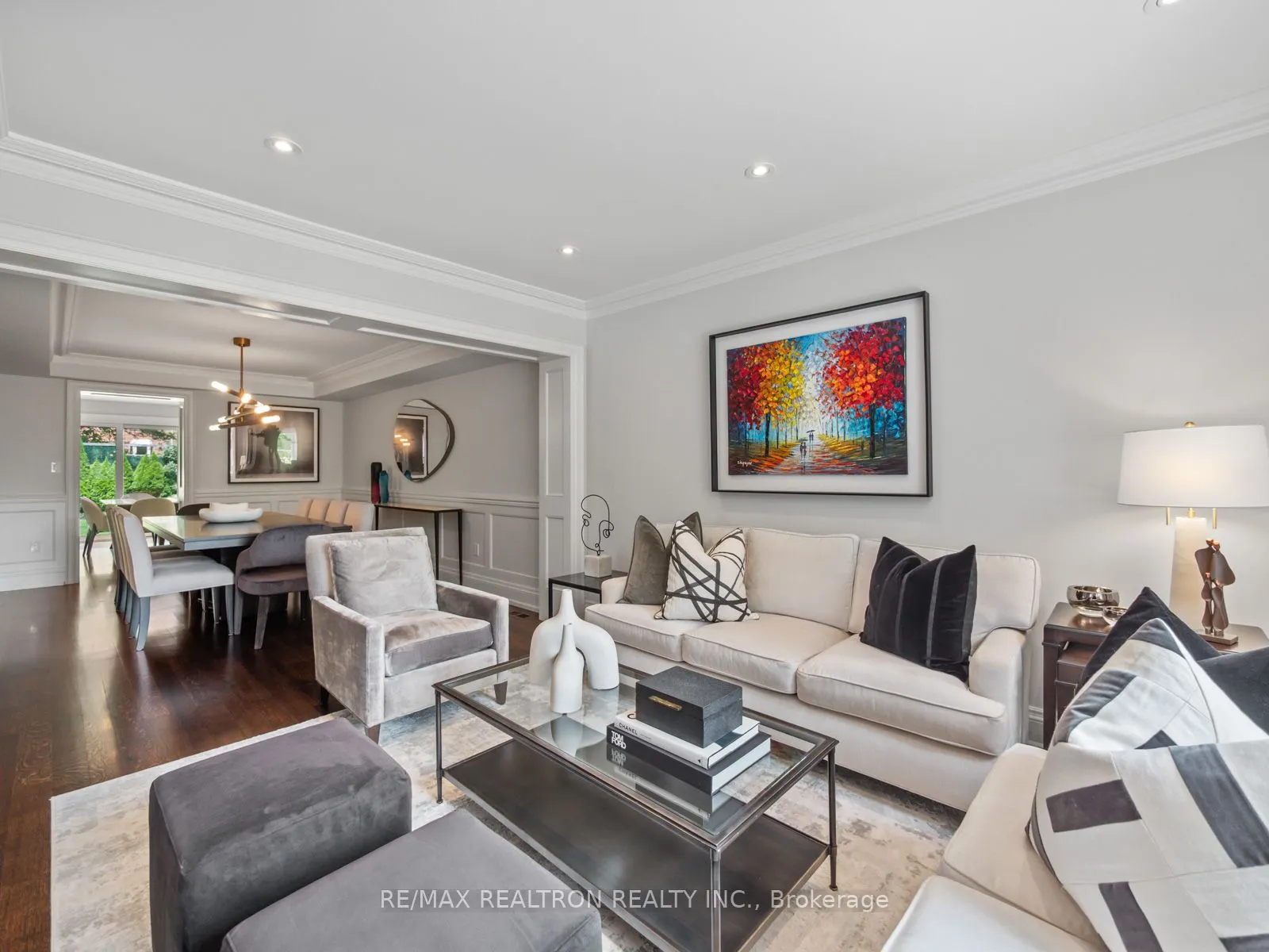 18 Corwin Crescent