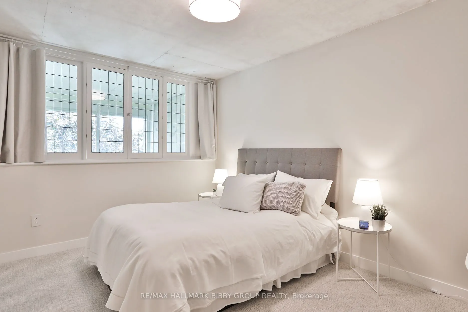 954 King Street W, #330