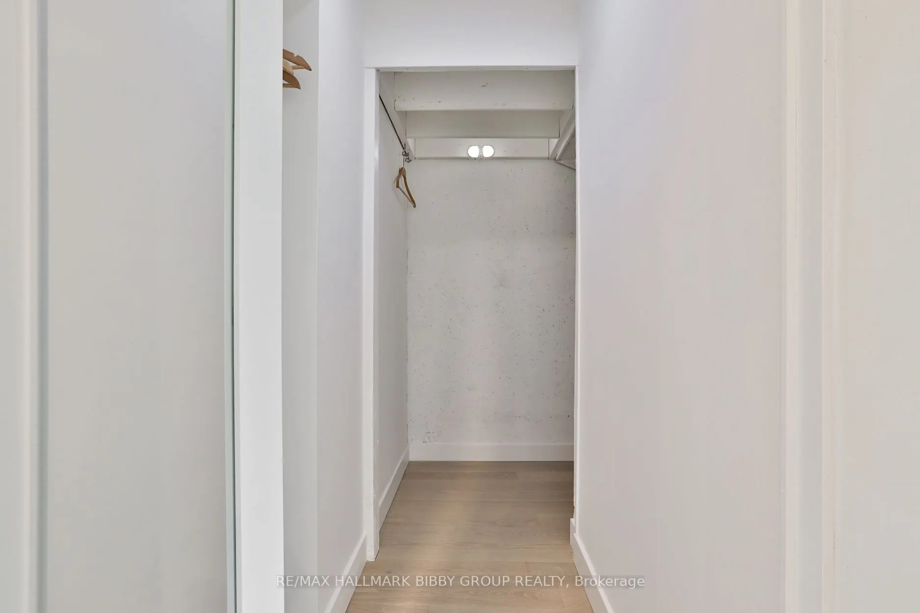 954 King Street W, #330