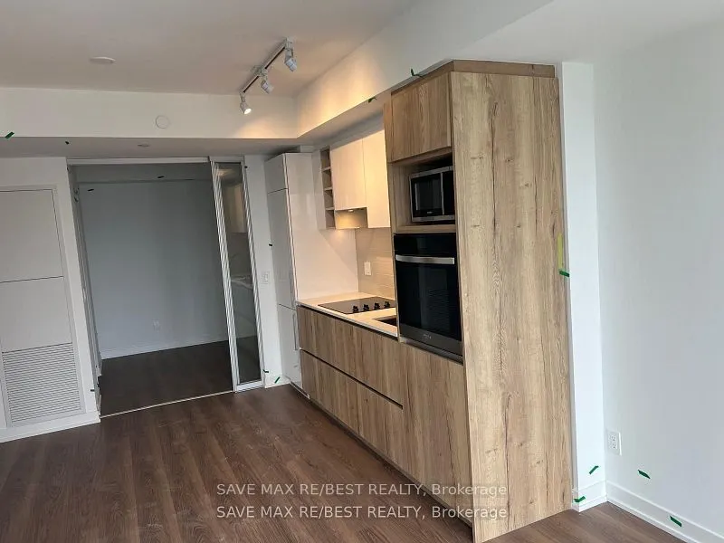 319 Jarvis Street, #3807