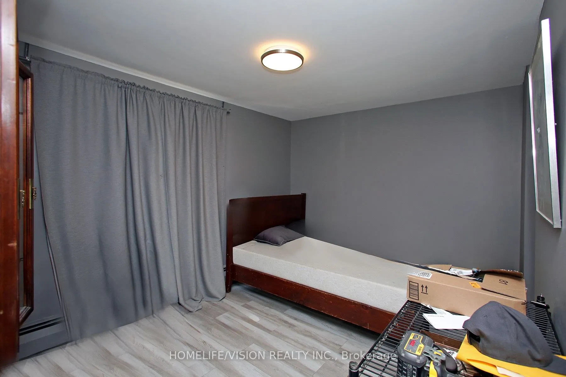 1690 Victoria Park Avenue, #205