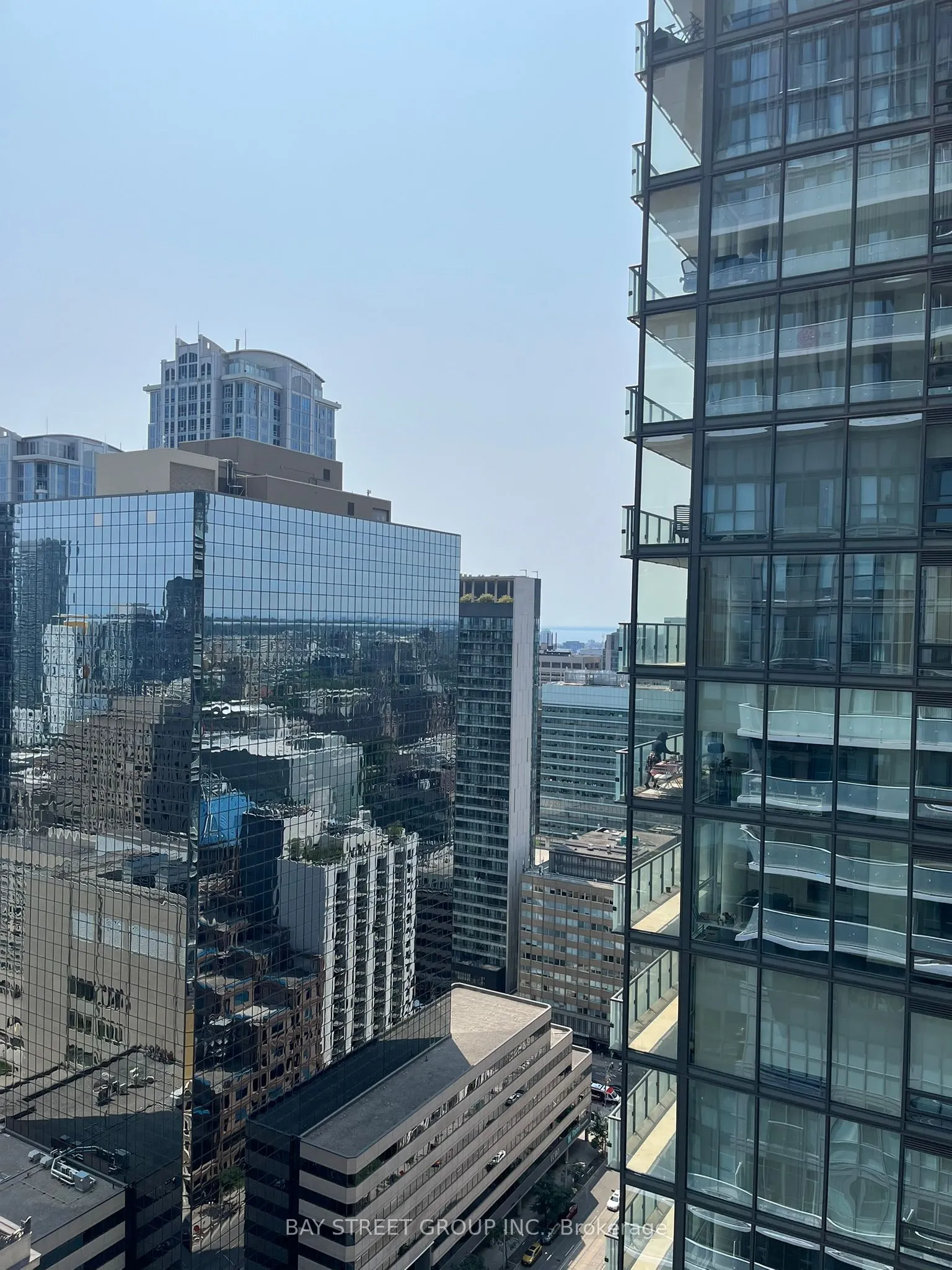 7 Grenville Street, #3401