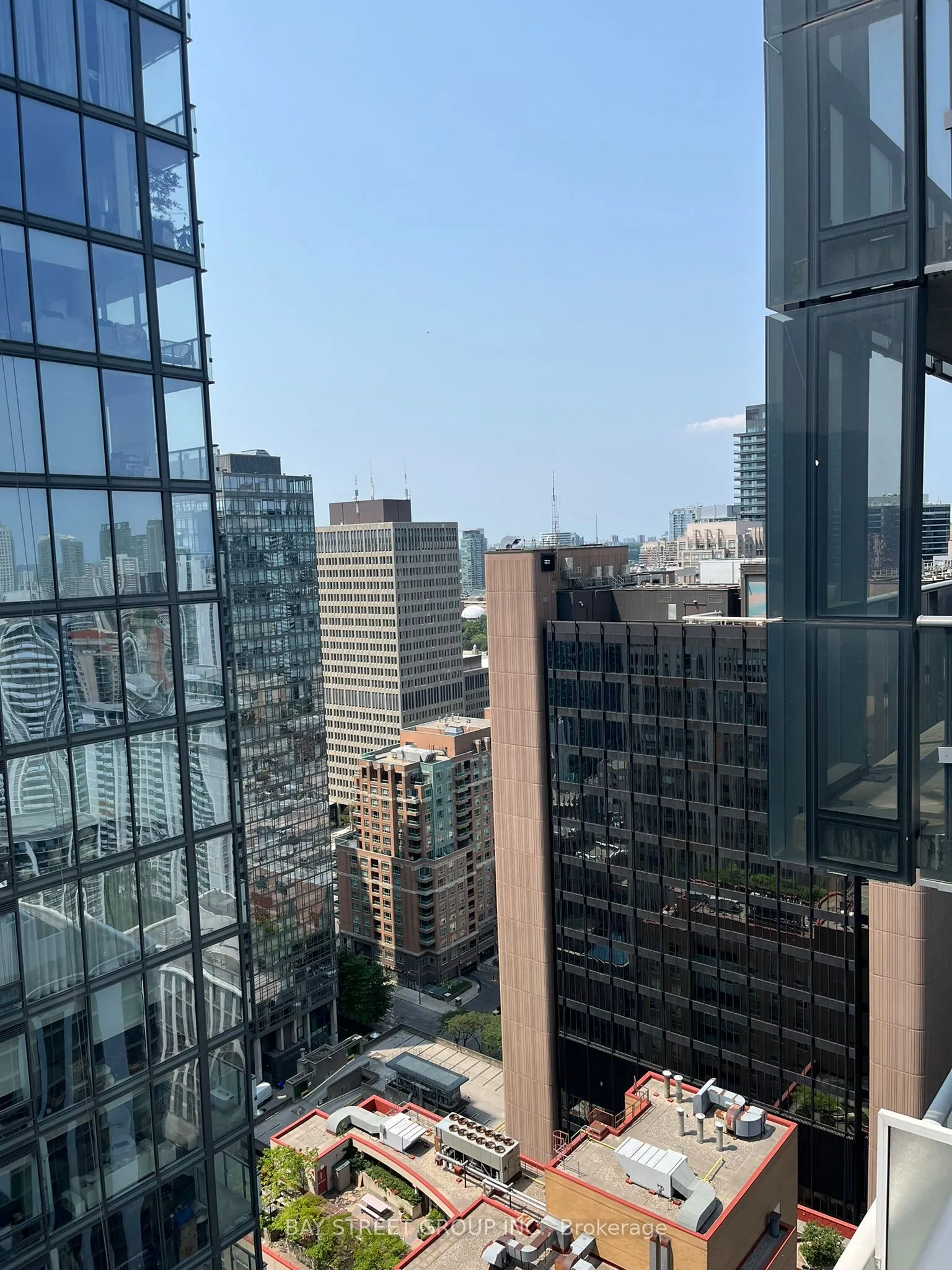 7 Grenville Street, #3401