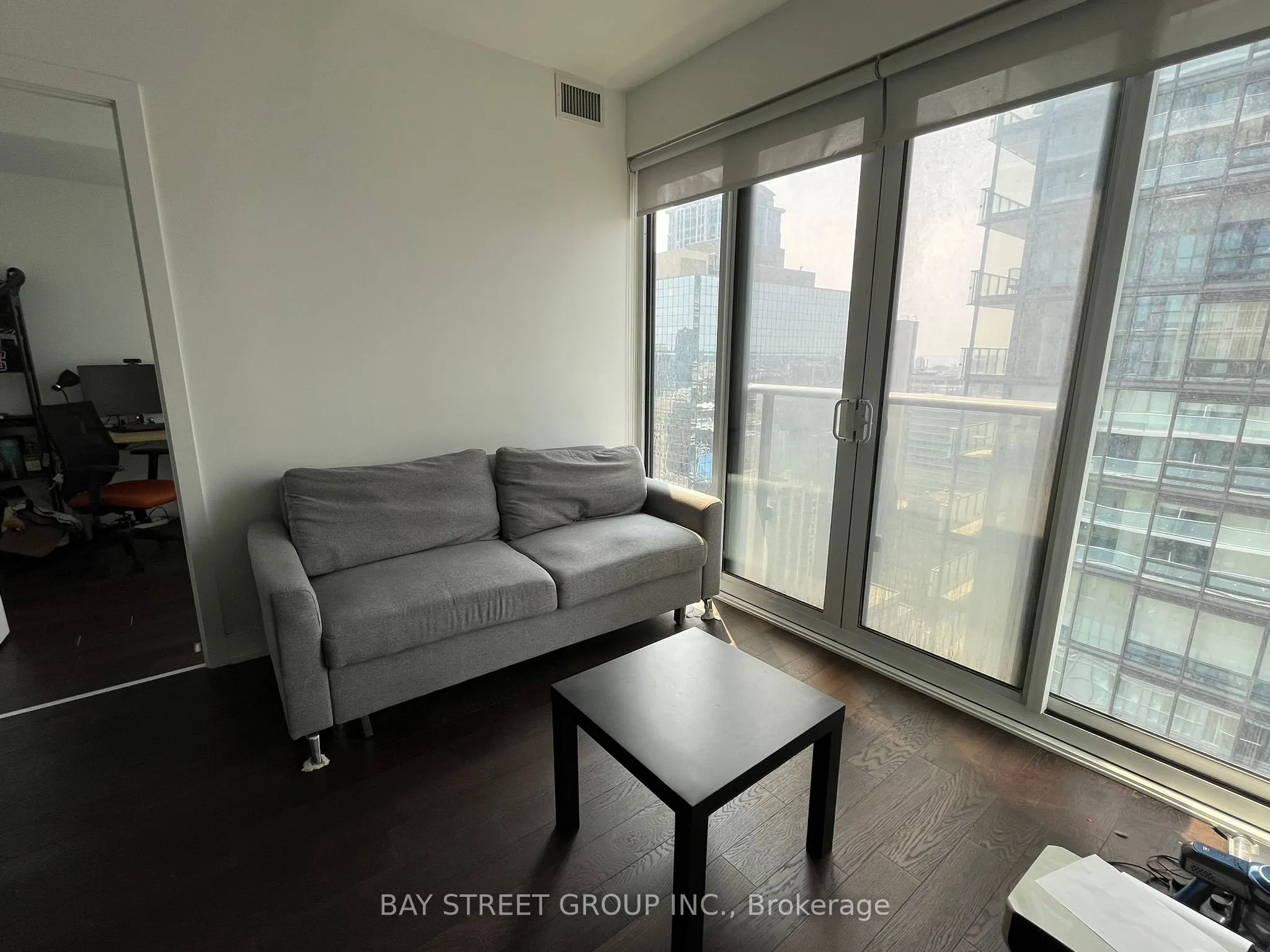 7 Grenville Street, #3401
