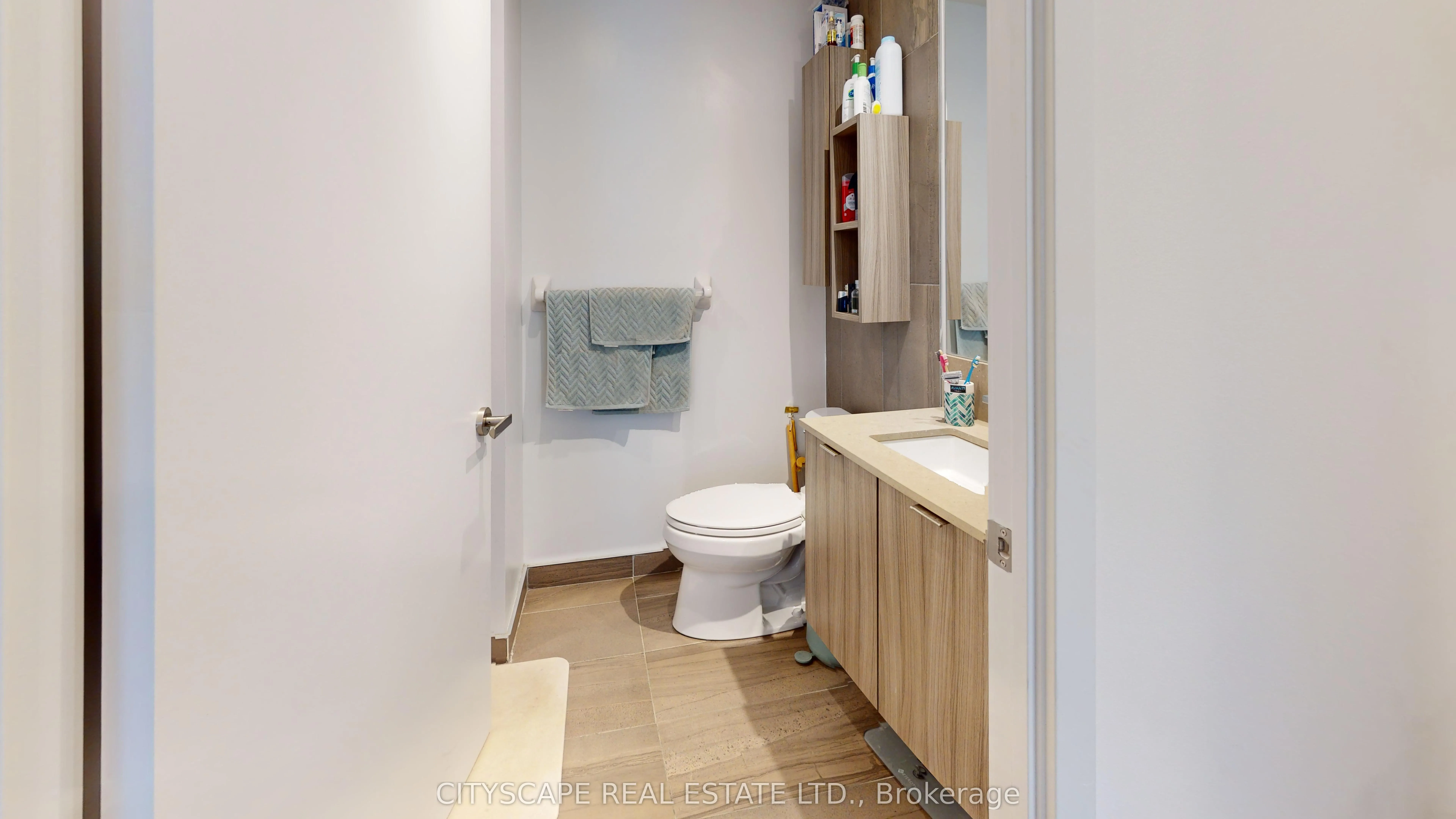 195 Redpath Avenue, #3501