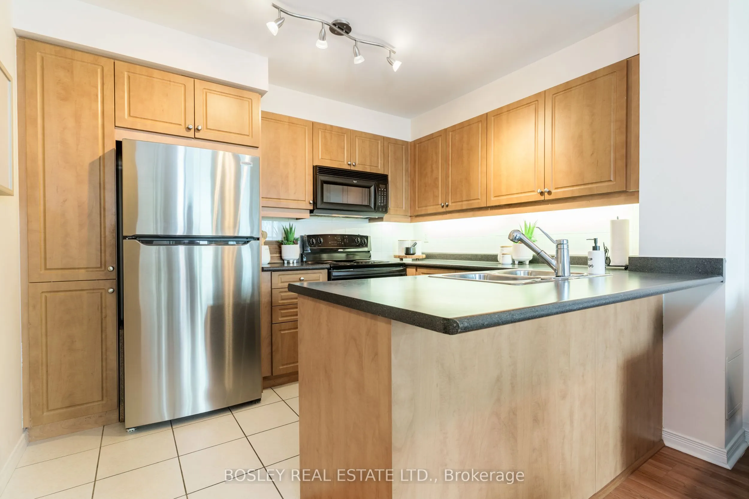 205 The Donway W, #715