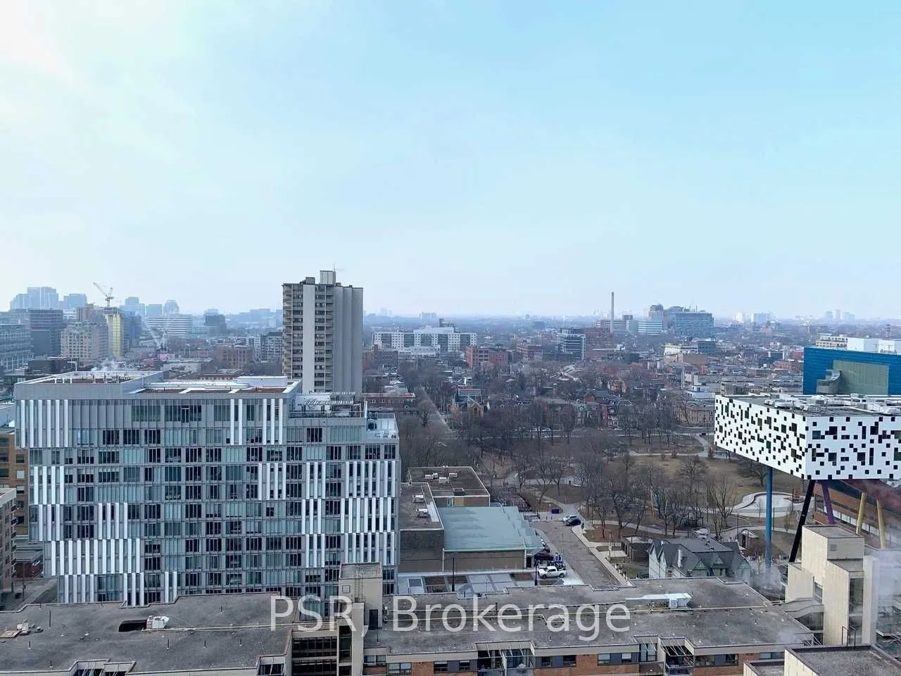 210 Simcoe Street, #1904