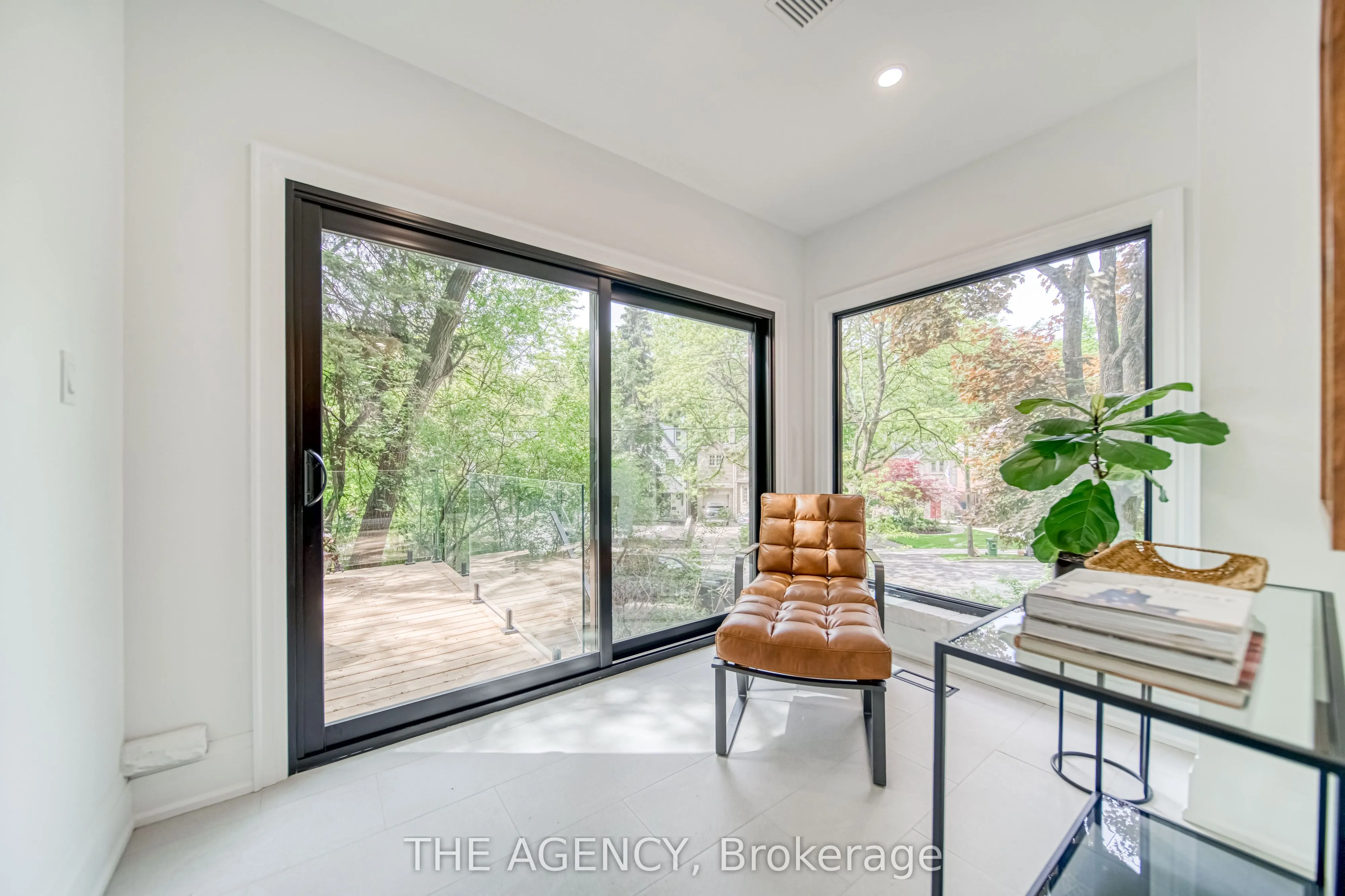 16 Duncannon Drive