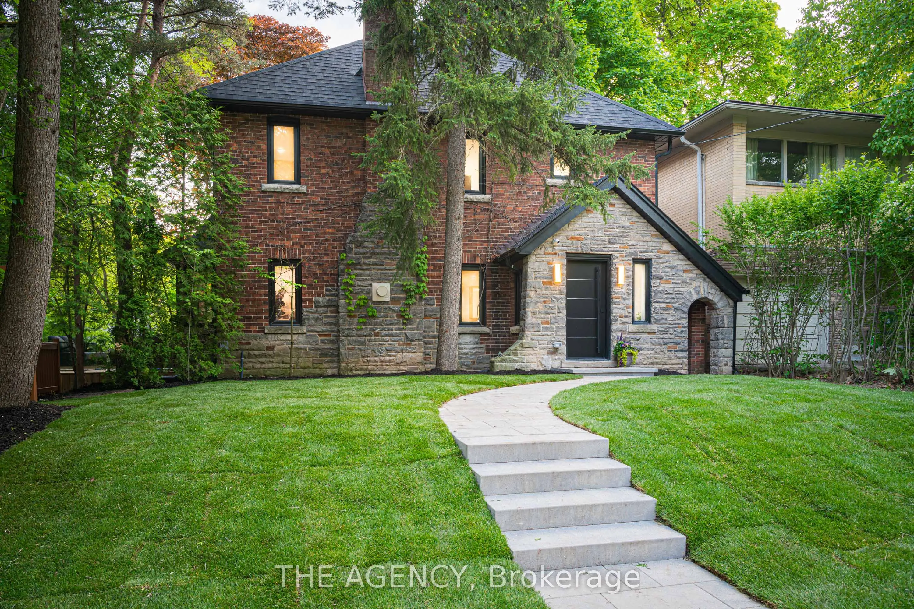 16 Duncannon Drive
