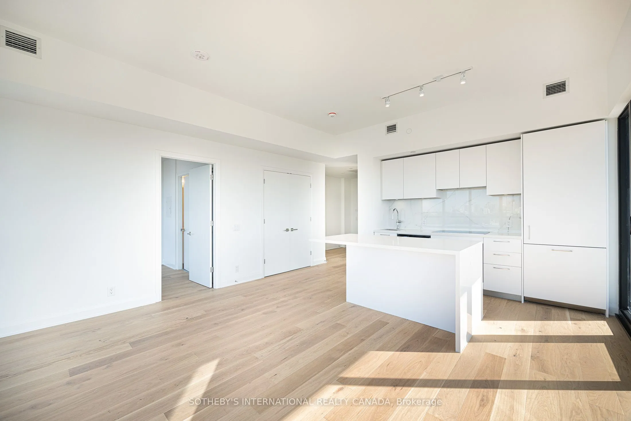 33 Frederick Todd Way, #1501