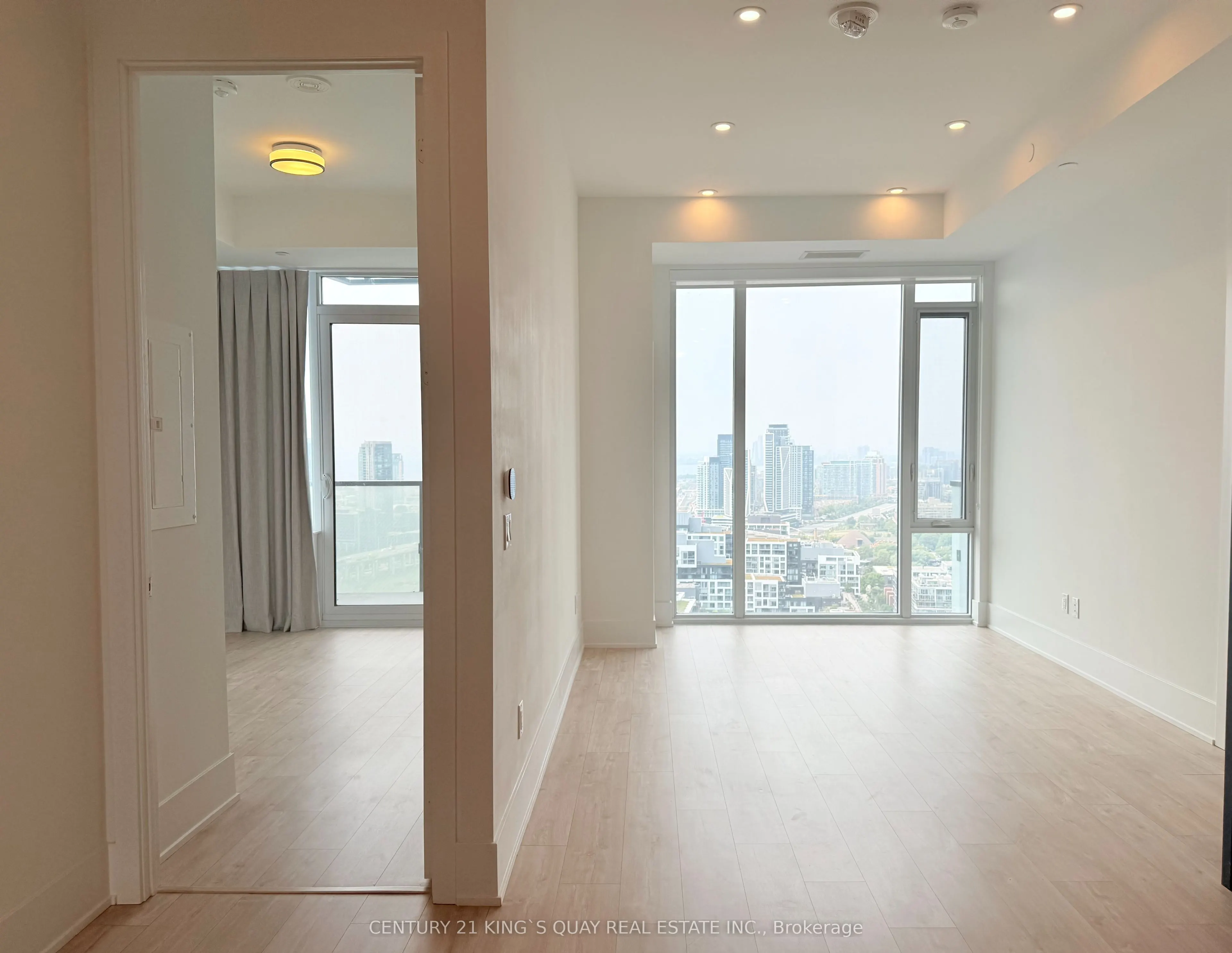 470 Front Street W, #2703