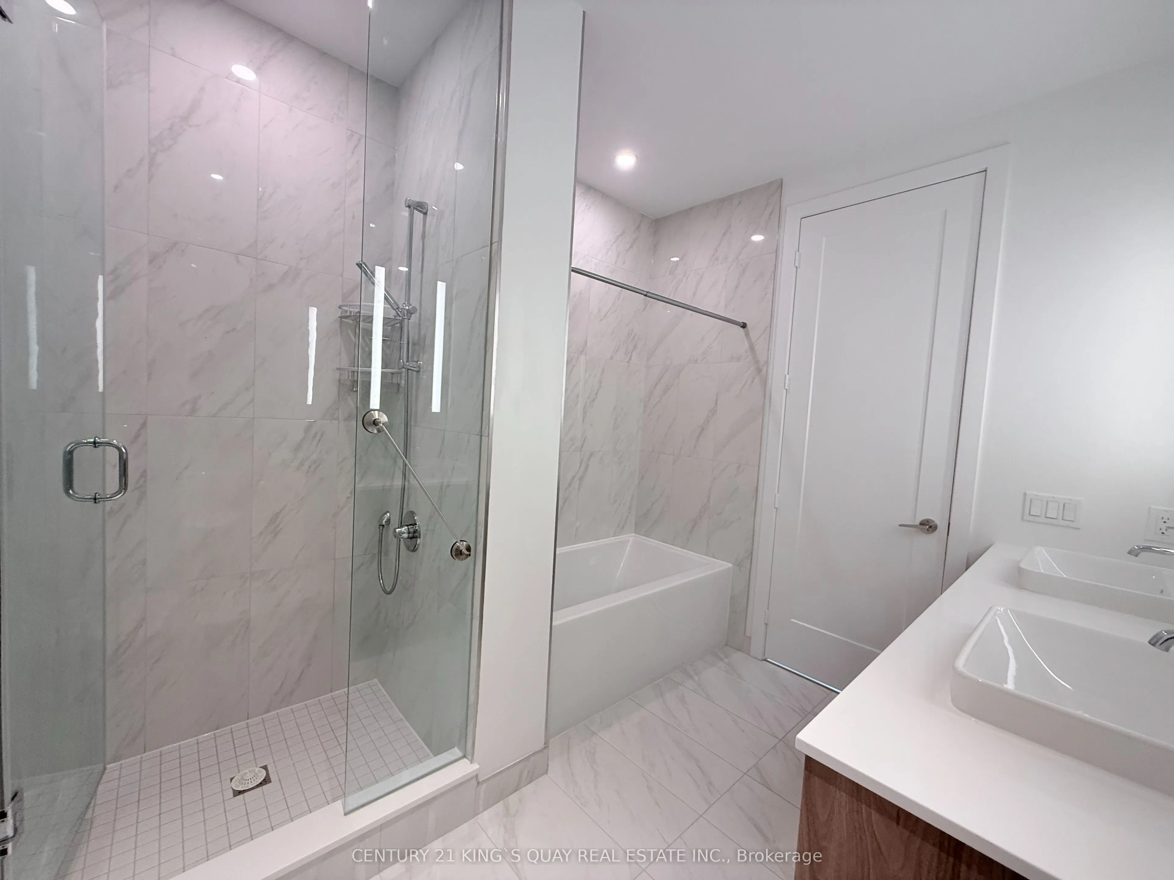 470 Front Street W, #2703