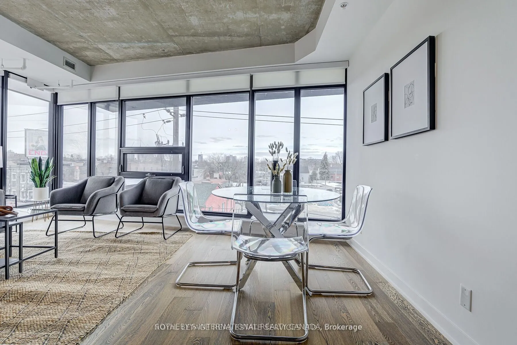 1239 Dundas Street W, #404