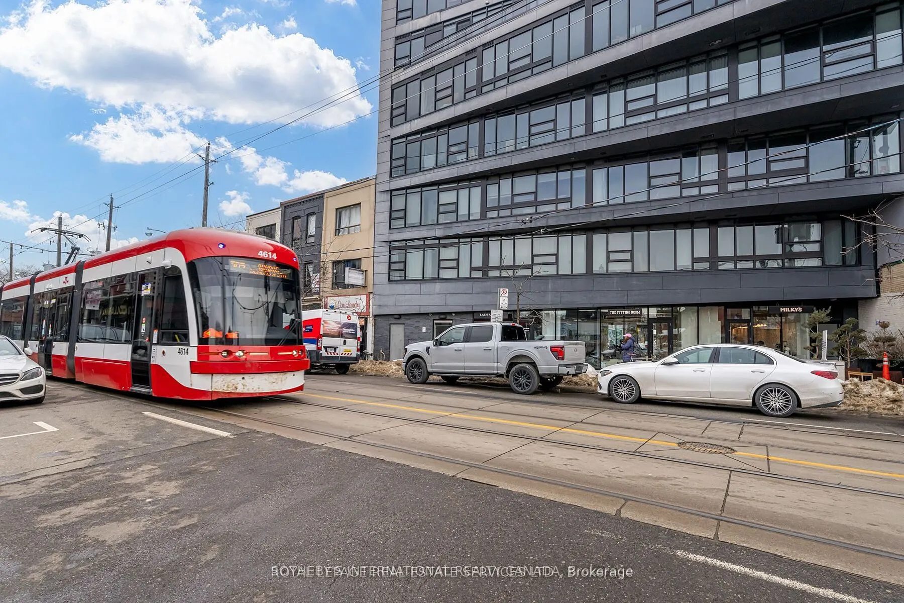 1239 Dundas Street W, #404
