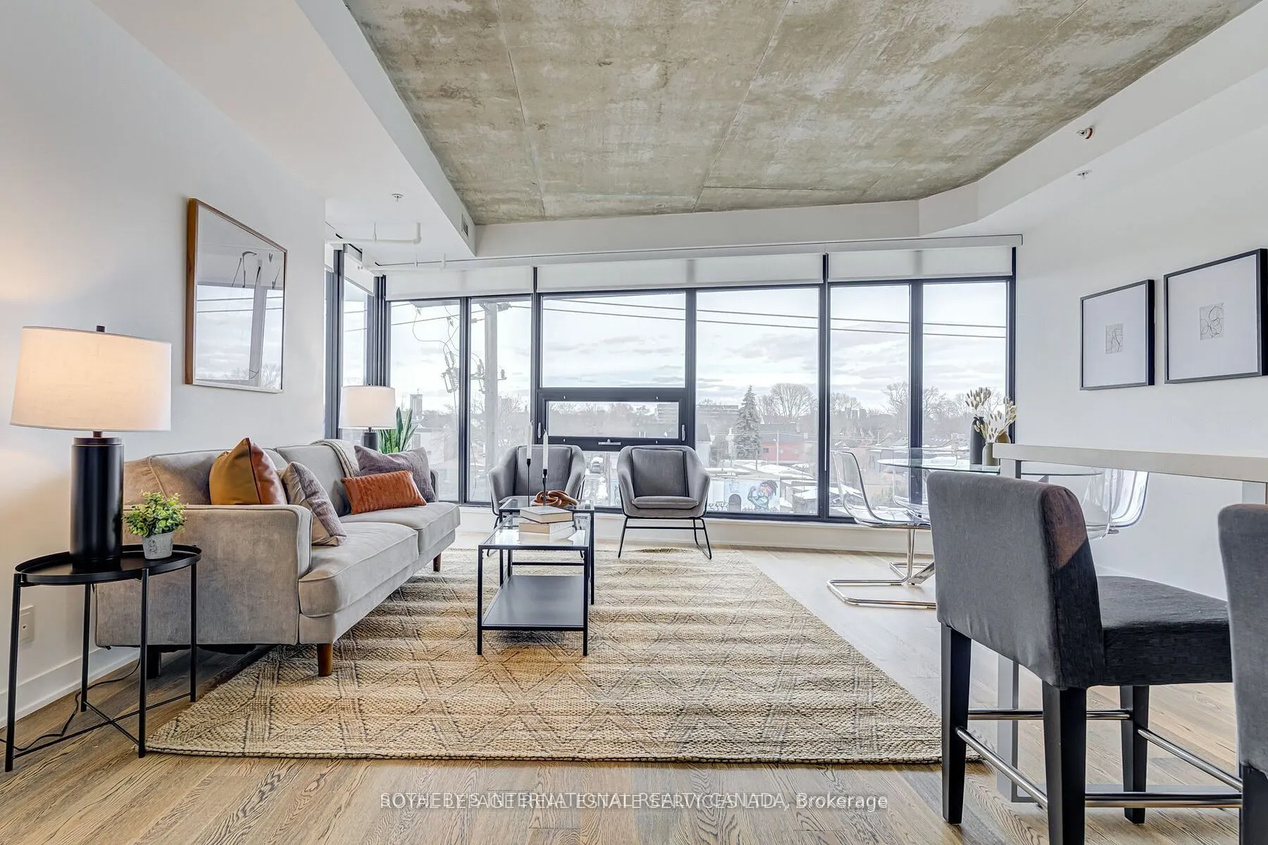 1239 Dundas Street W, #404