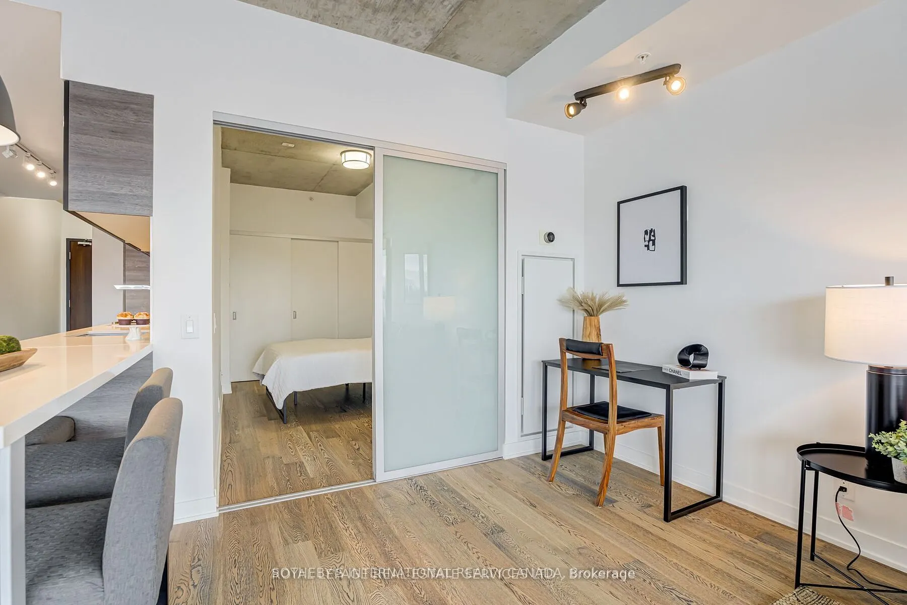 1239 Dundas Street W, #404