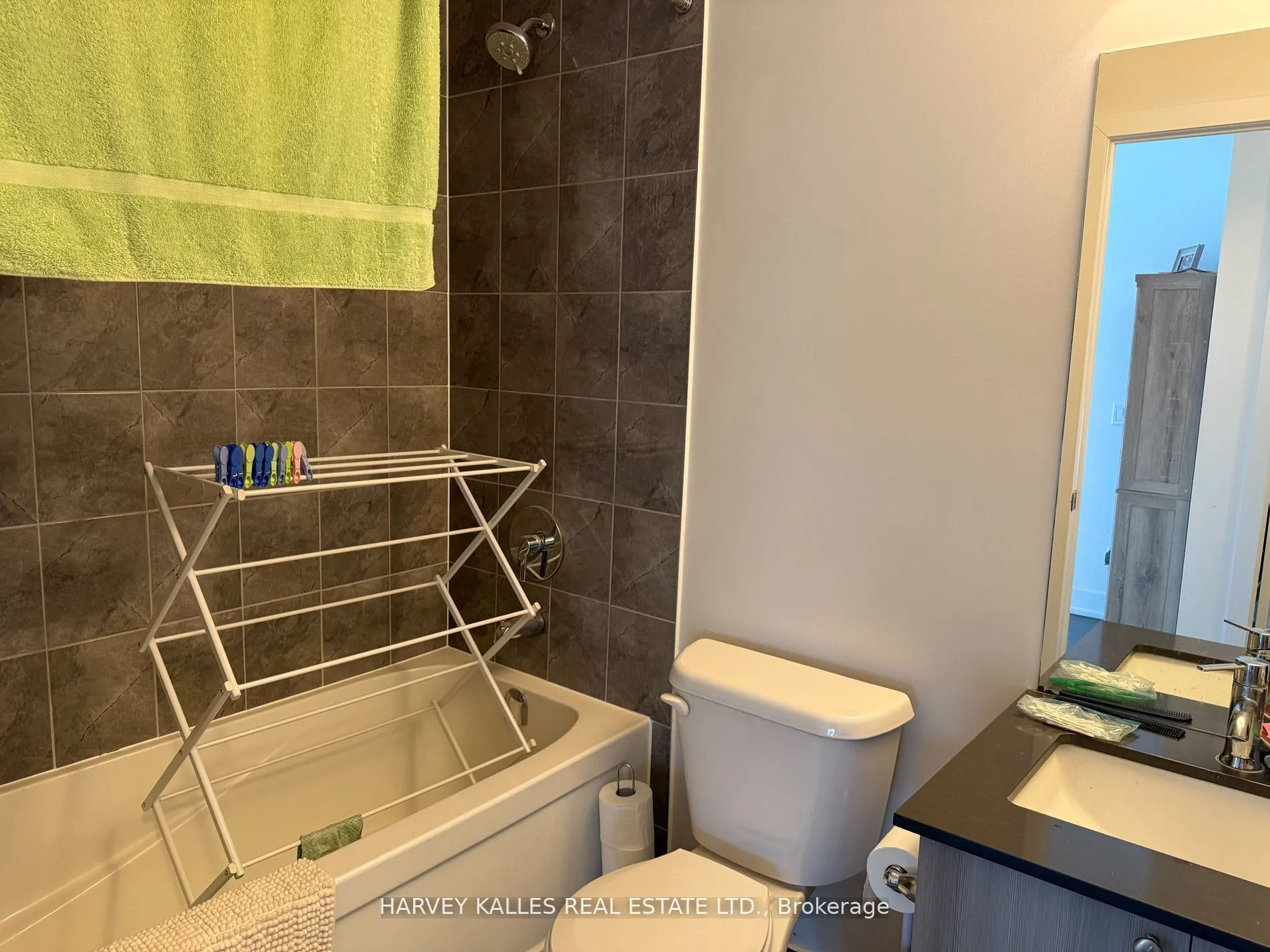 7 Kenaston Gardens, #509