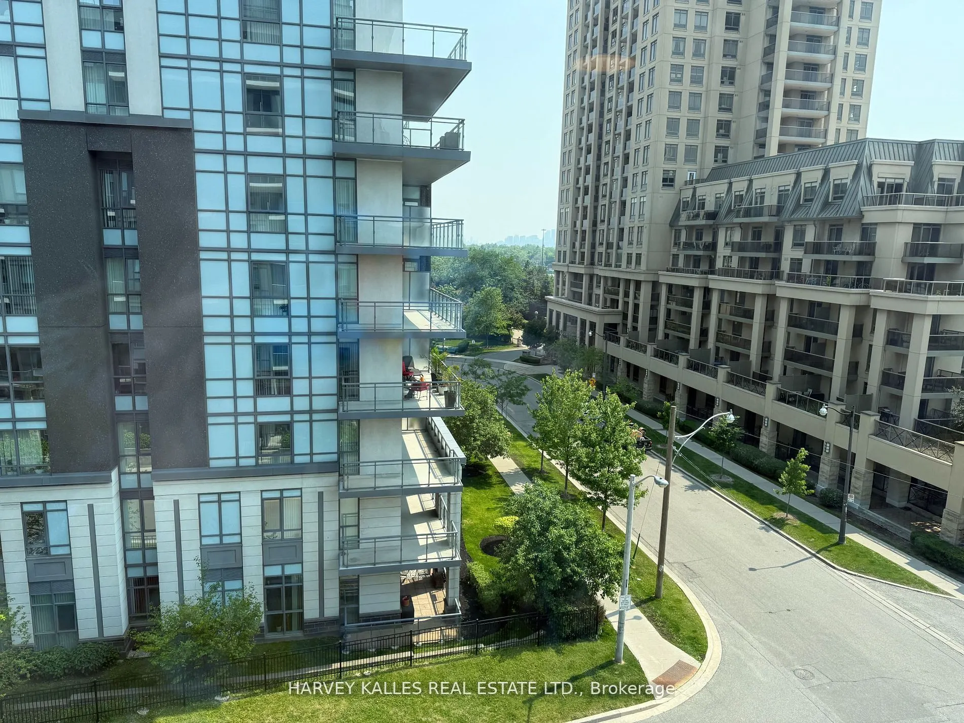 7 Kenaston Gardens, #509