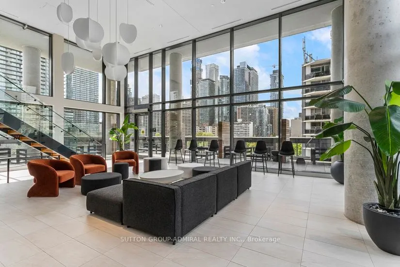 81 Wellesley Street E, #2104