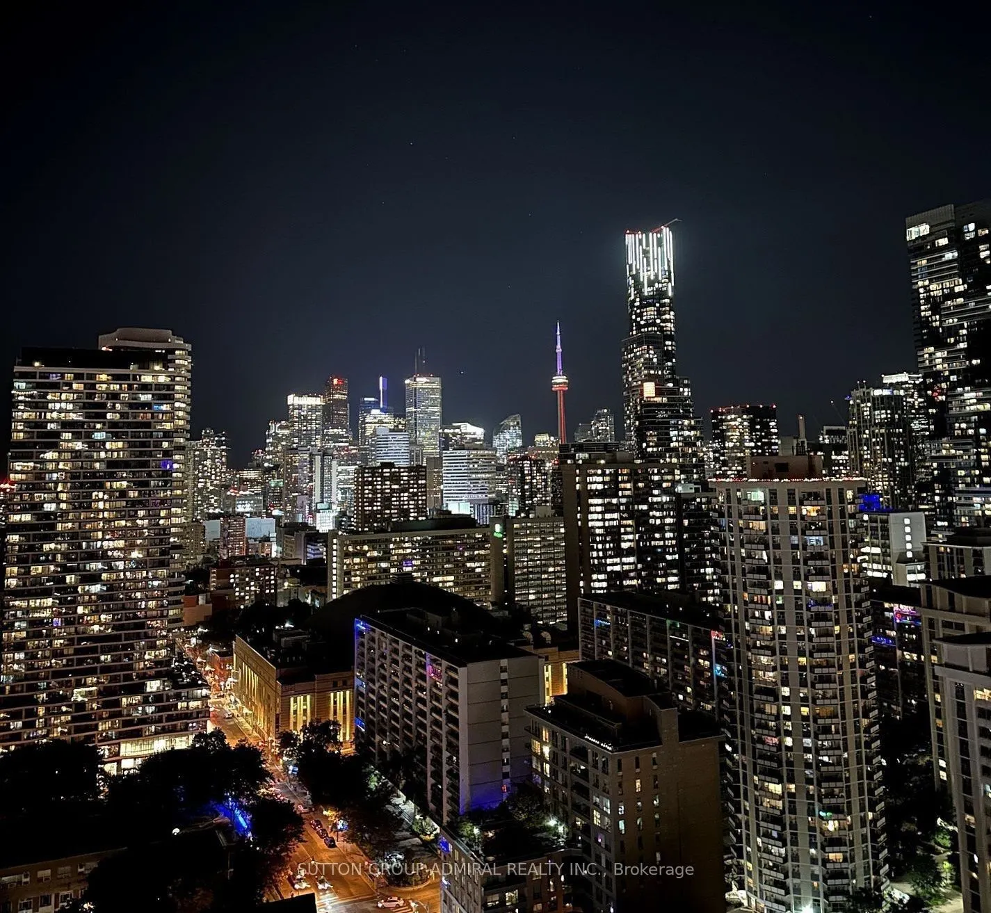 81 Wellesley Street E, #2104