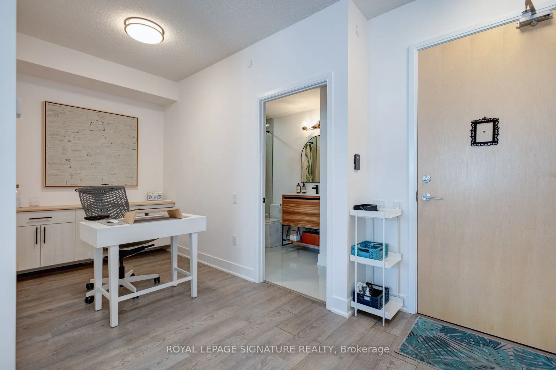 30 Roehampton Avenue, #906