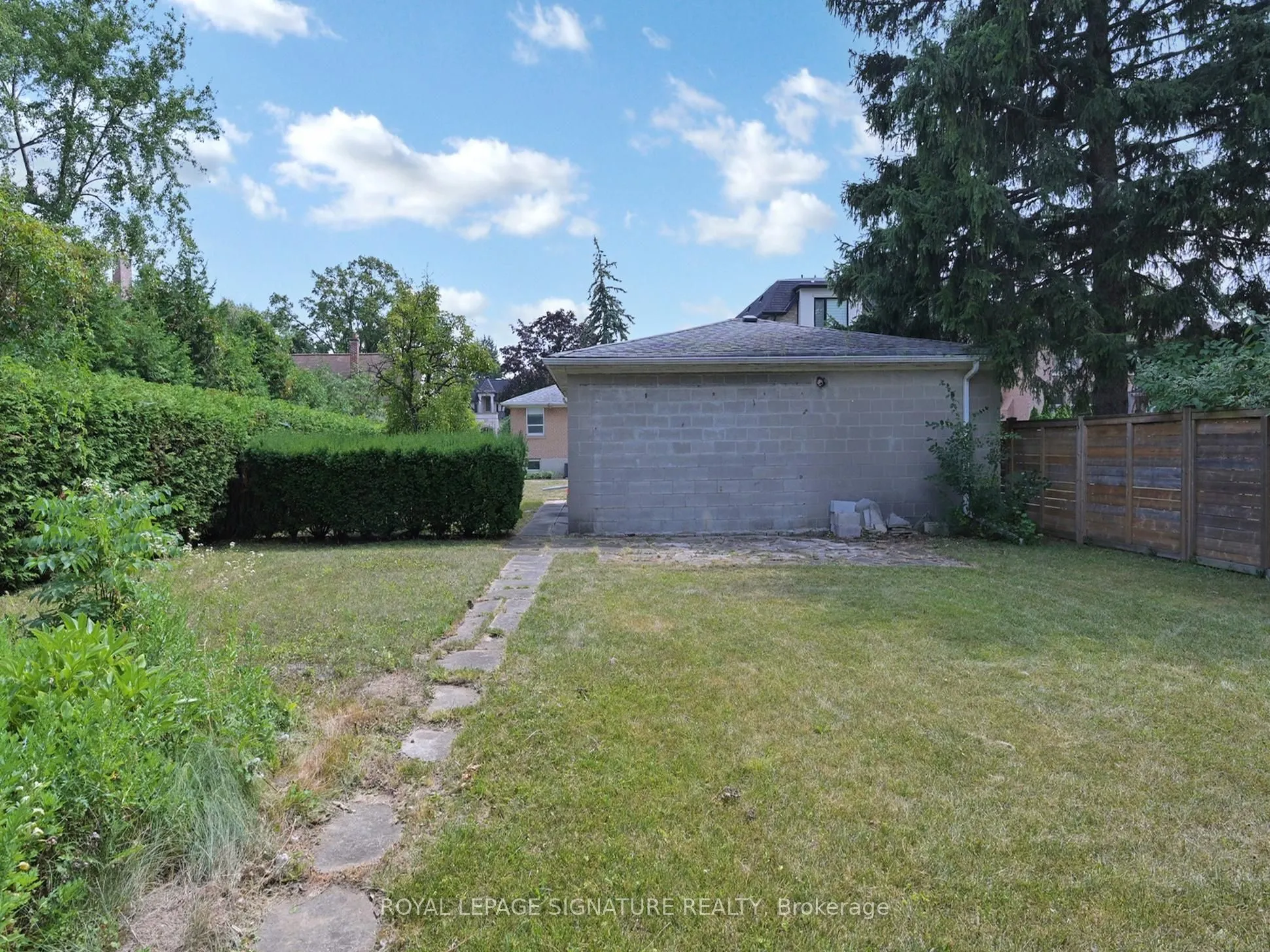 82 Northwood Drive