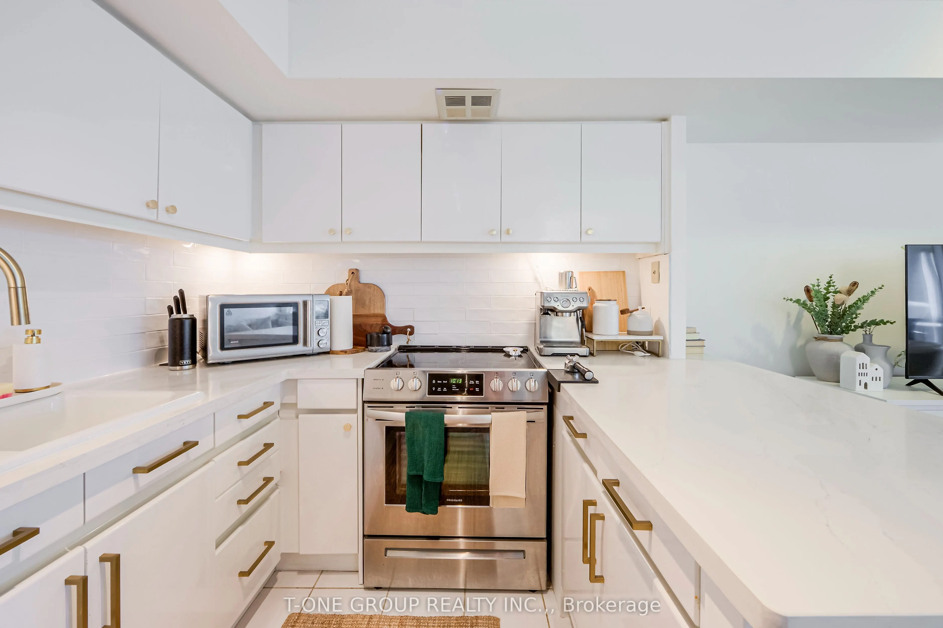 25 The Esplanade, #1219