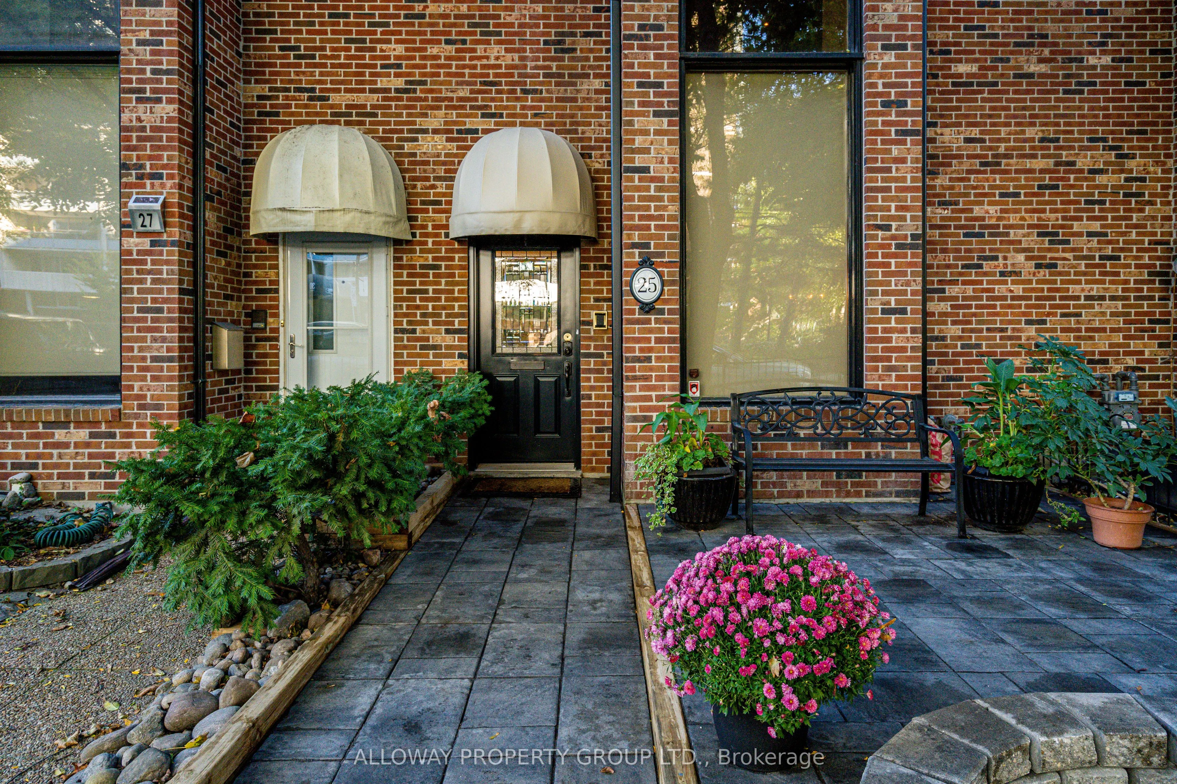 25 Gloucester Street