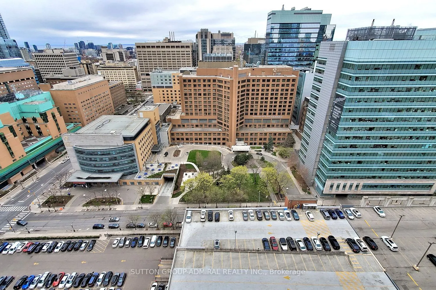 736 Bay Street, #2505