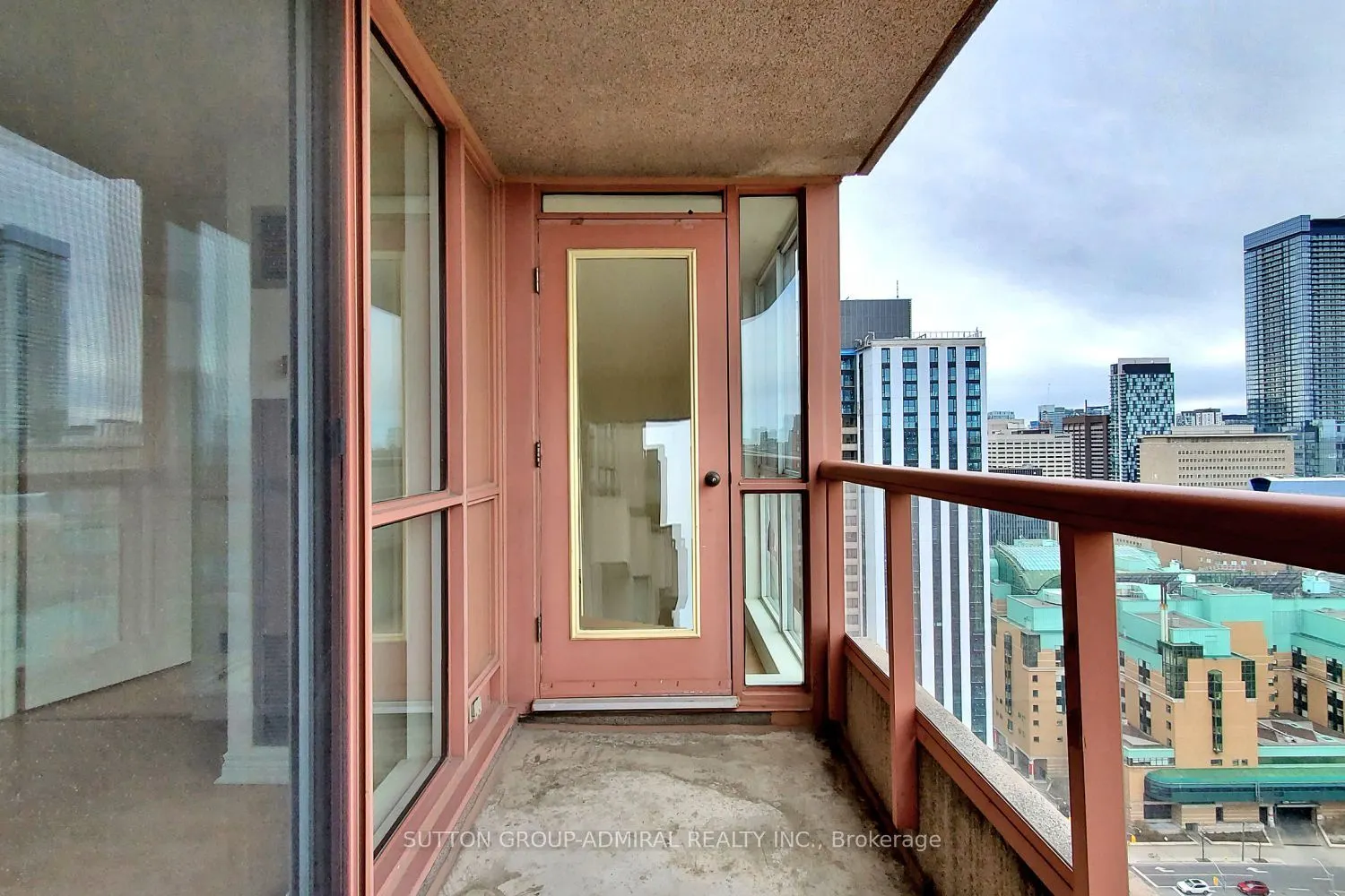 736 Bay Street, #2505