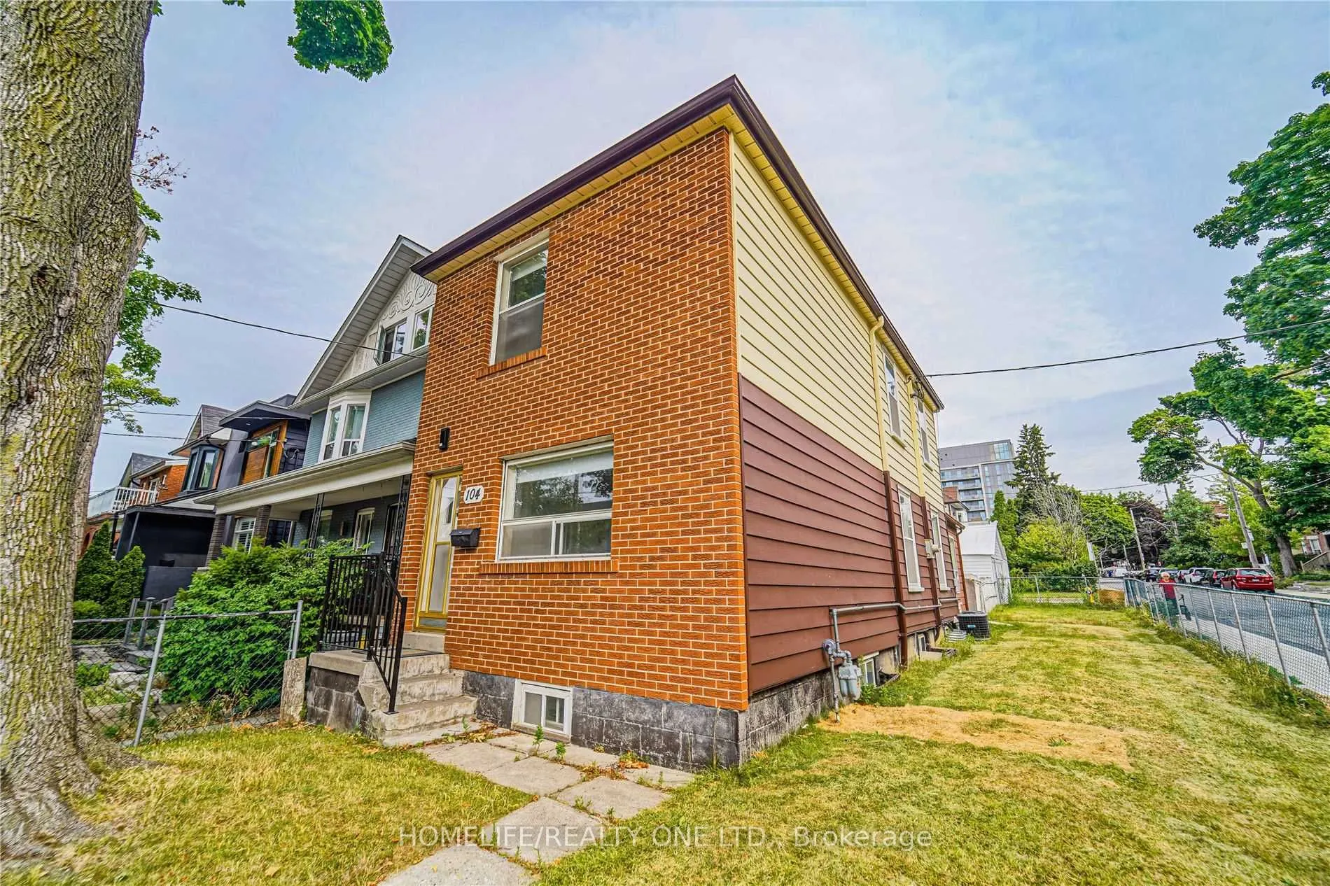 104 Benson Avenue, #Upper