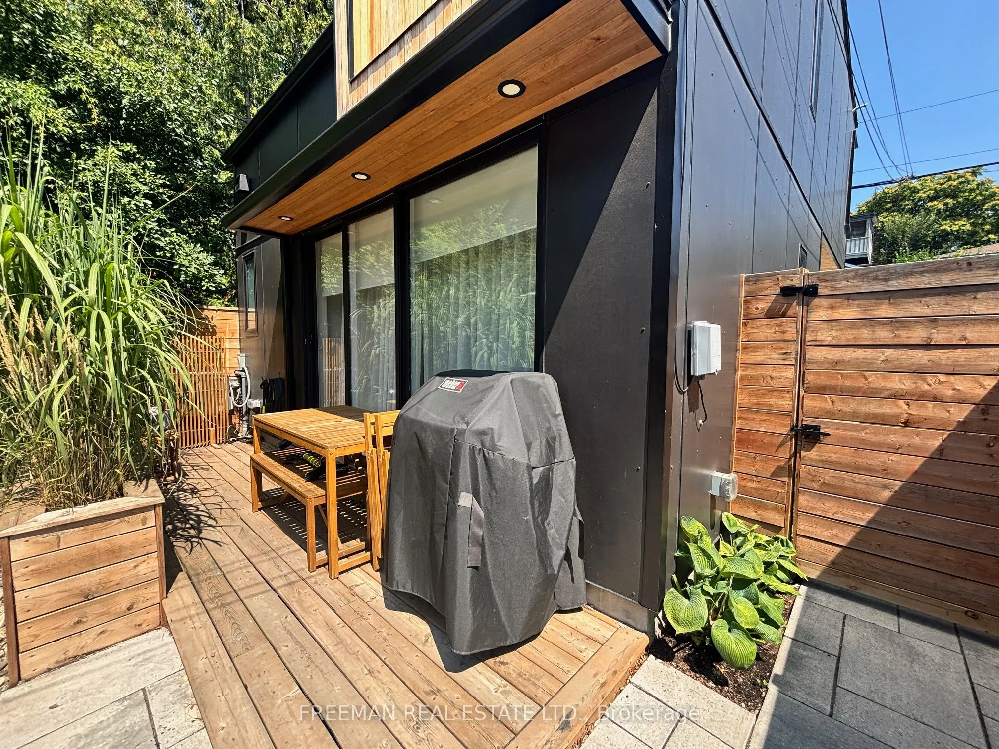 771 Manning Avenue